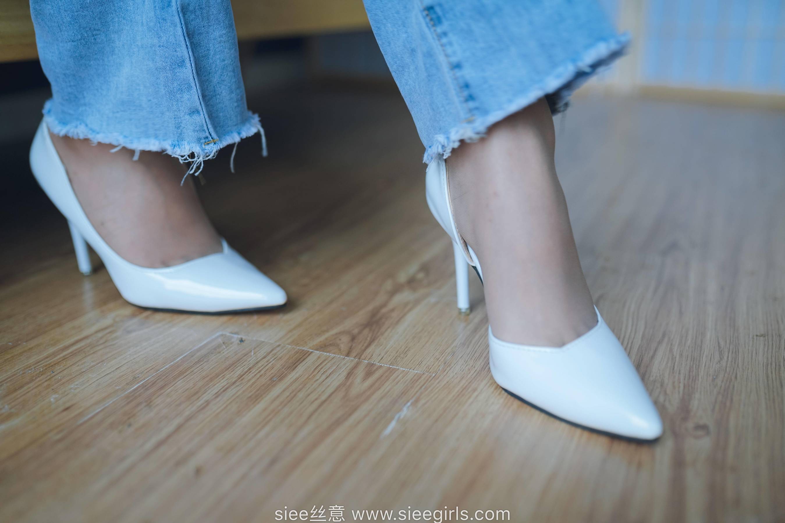 [丝意SIEE] No.471 文文 白色高跟鞋，裤里丝_第5张