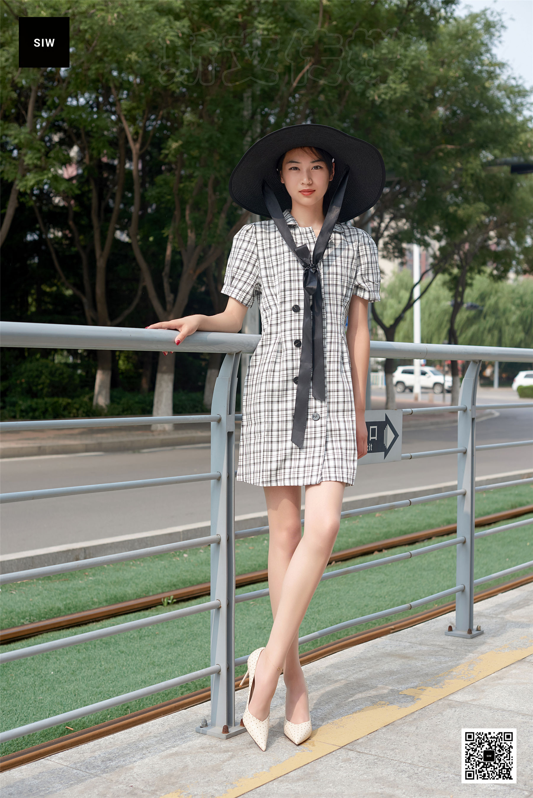 [斯文传媒SIW]  丽莉 月台少女_第1张