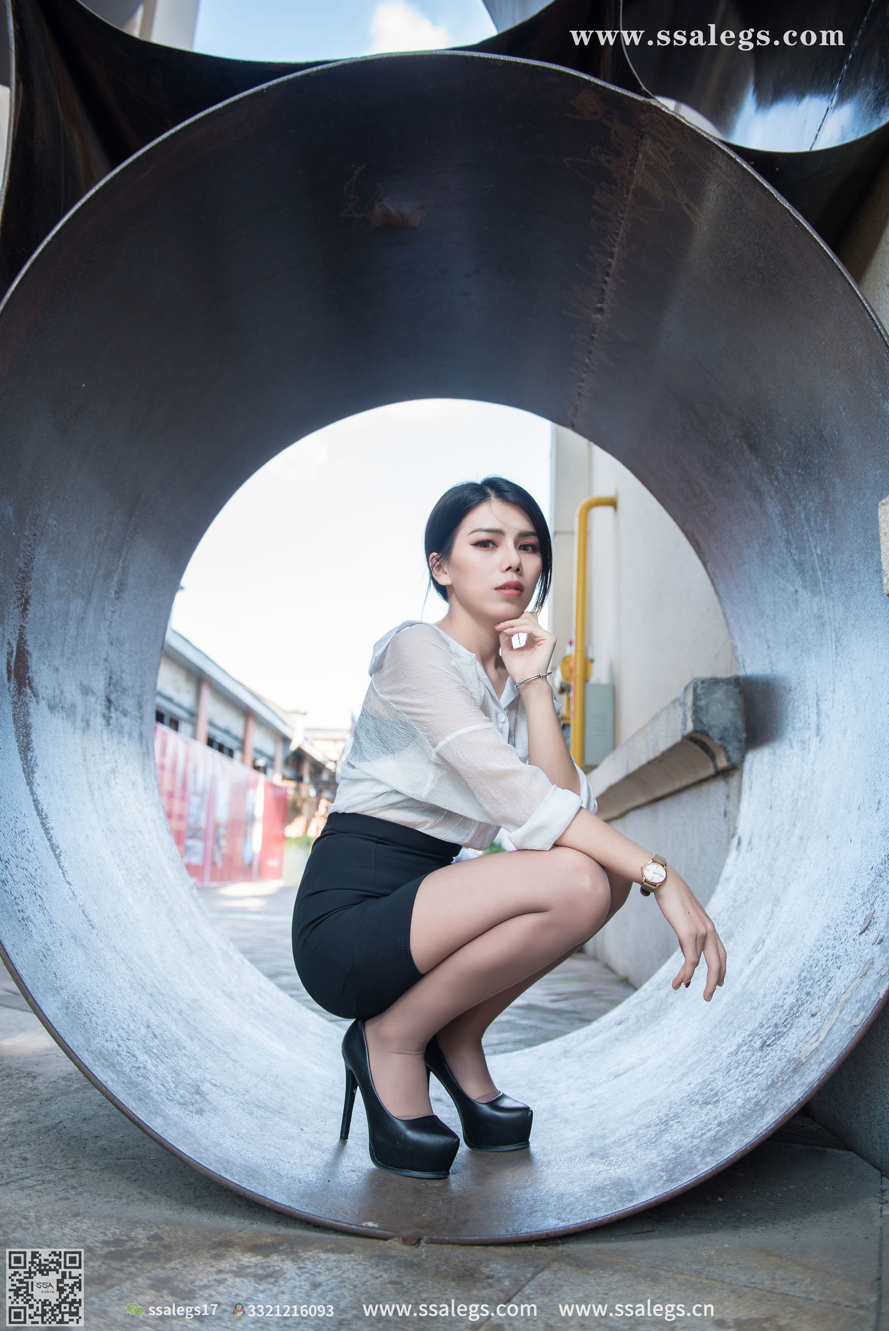 [SSA丝社]超清写真 No.021 混血美女芷沫 浪漫咖啡色丝袜_第4张