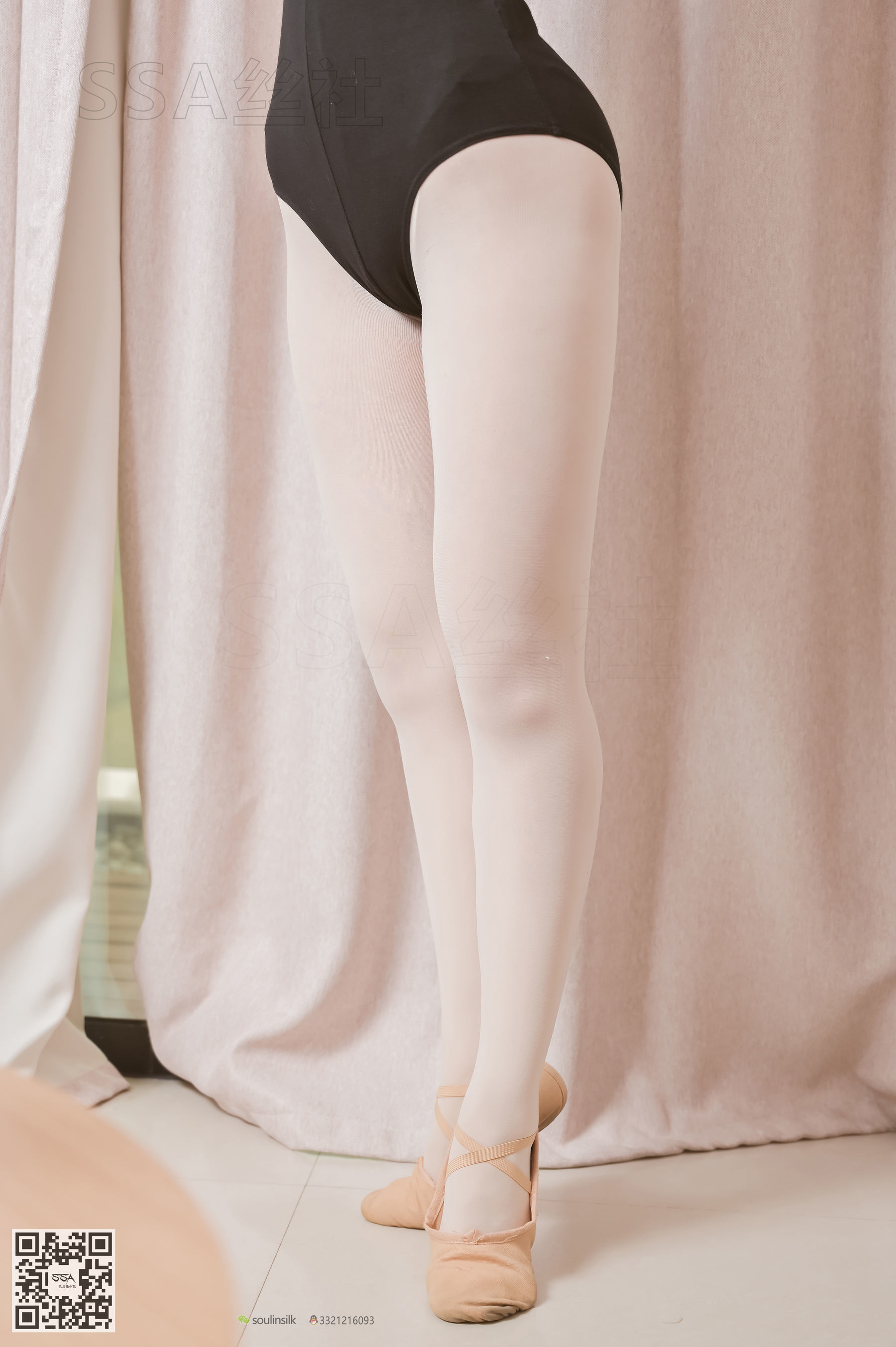 [SSA丝社]超清写真 No.108 腿模文娟 劈个叉都是爱你的形状_第4张