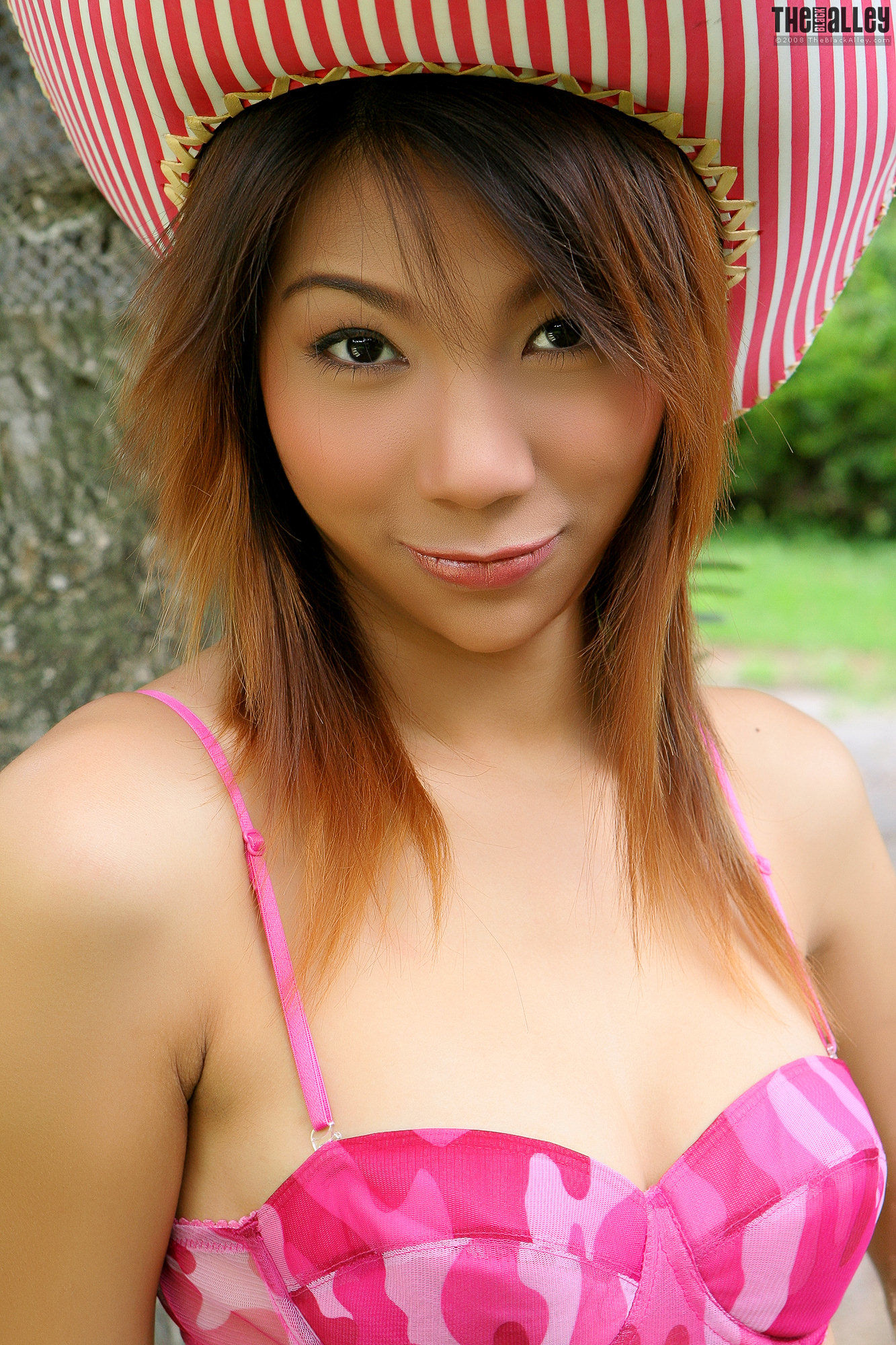 [The Black Alley] Felicia Feng 粉嫩少女外拍_第1张