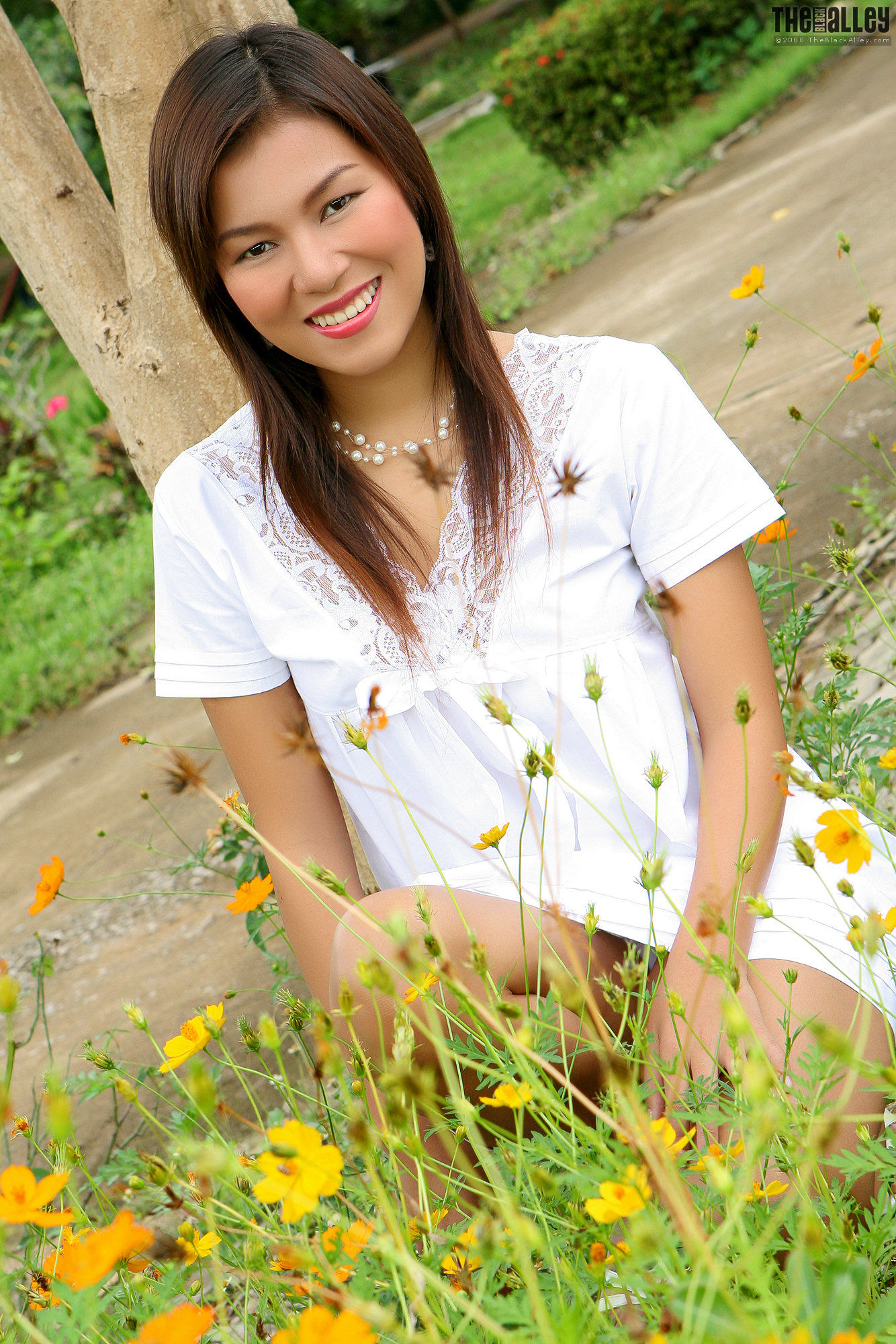 [The Black Alley] Linda Pongsai 01_第1张