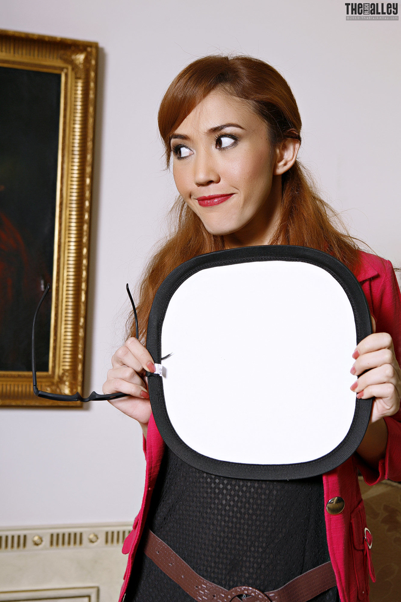 Areeya Oki《Behind》 [The Black Alley]_第4张