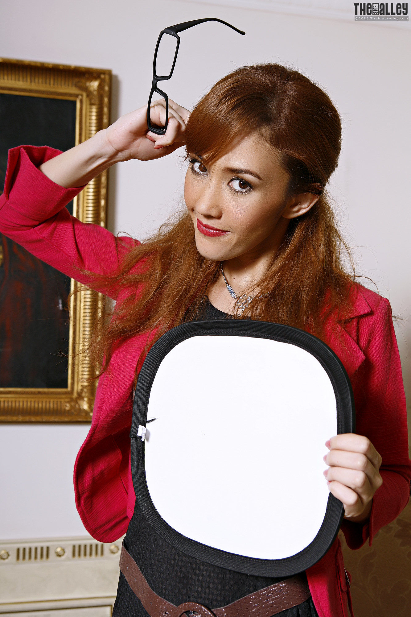 Areeya Oki《Behind》 [The Black Alley]_第5张