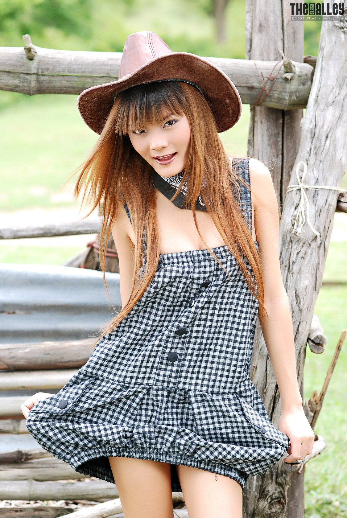 Jennifer Lim《牛仔妹子》 [The Black Alley]_第1张