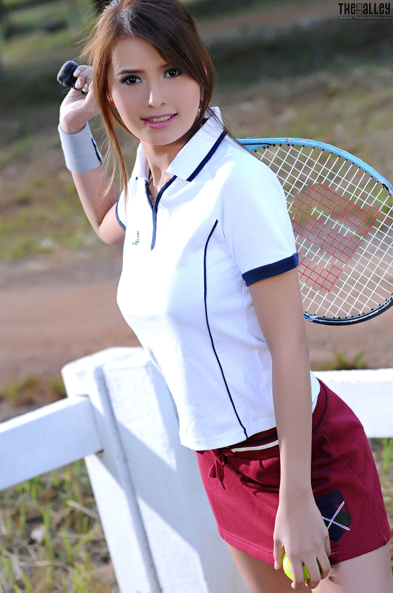 Kathy Cheow《羽毛球妹子》 [TBA/黑巷]_第1张