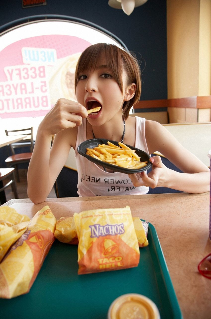 篠田麻里子《We re glad to see you again!》 [VYJ] No.097_第3张