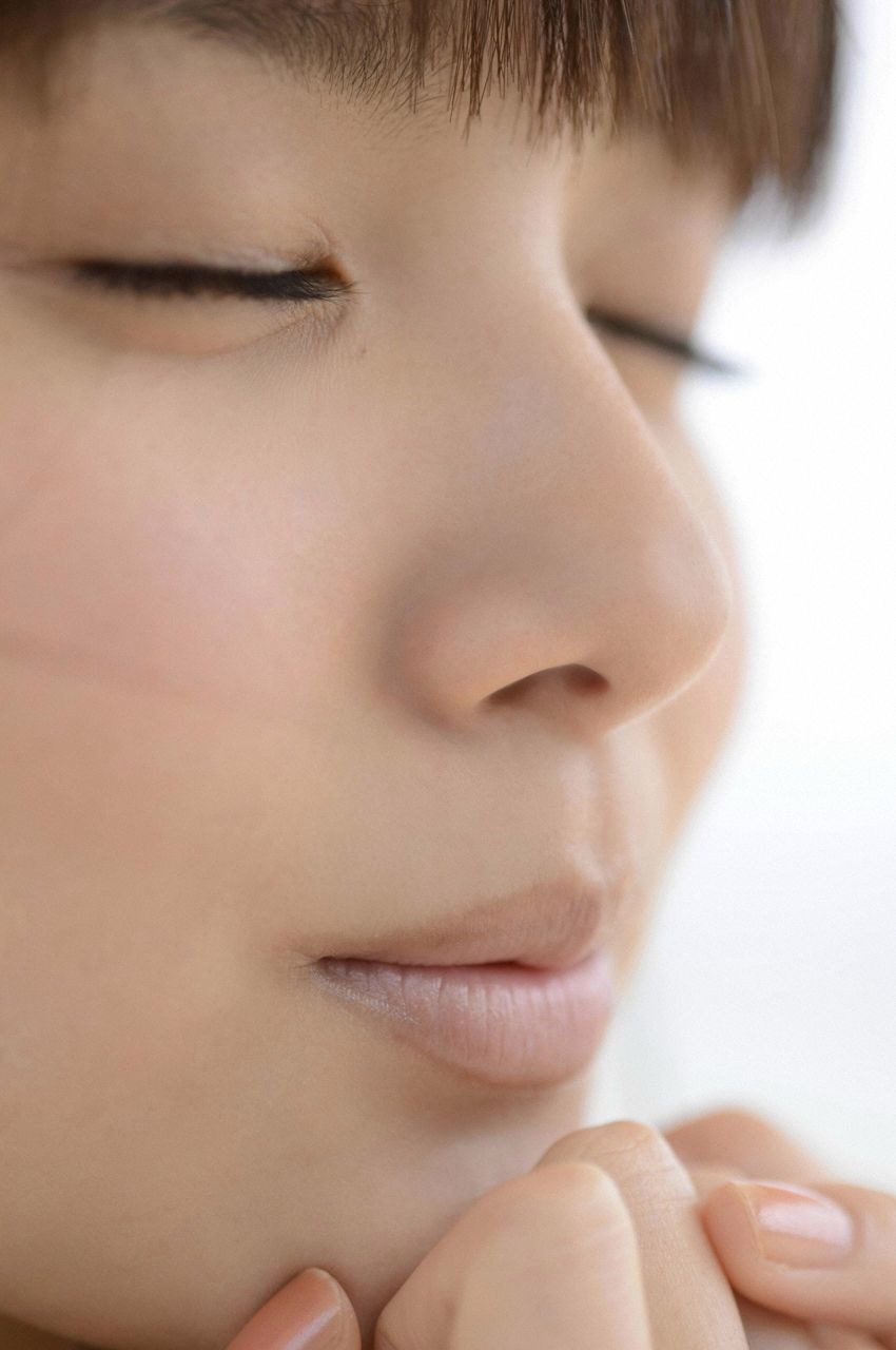 新川優愛《美しすぎる彼女に一目惚れ》 [WPB-net] No.157_第2张