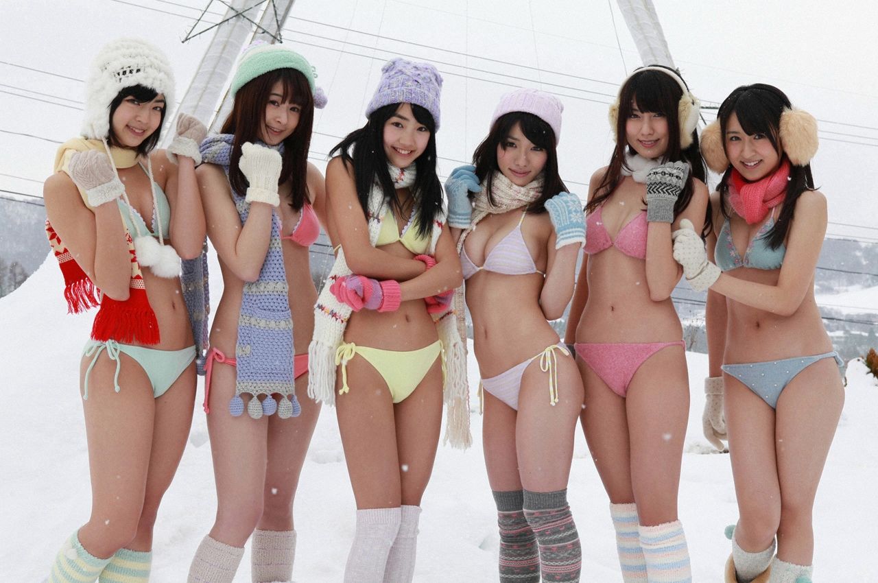 今野杏南&入矢麻衣&朝仓由舞&秋月三佳&椎名もも&他6人《at 雪山-雪合战》 [WPB-net]_第2张