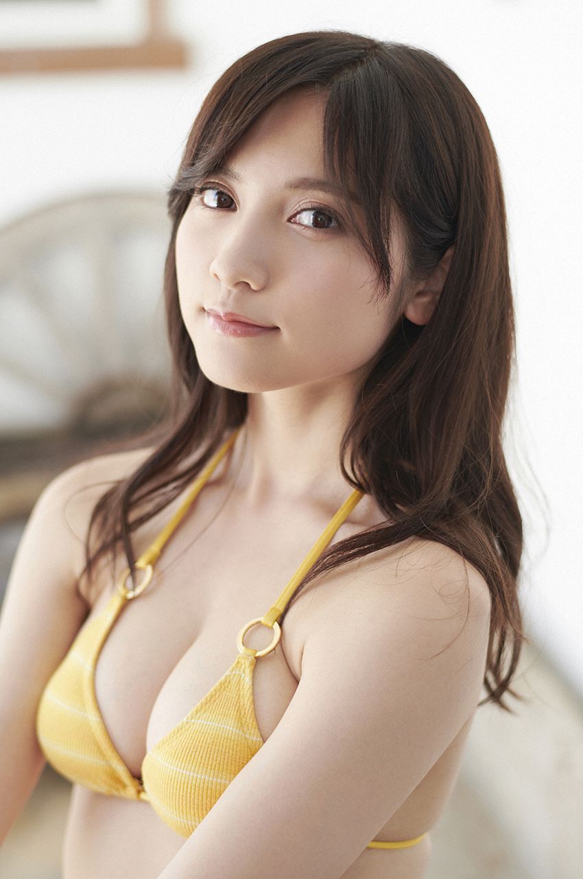 [WPB-net] No.221 桃月なしこ 「マジナツ～Magic of Summer～」スペシャル写真集_第4张