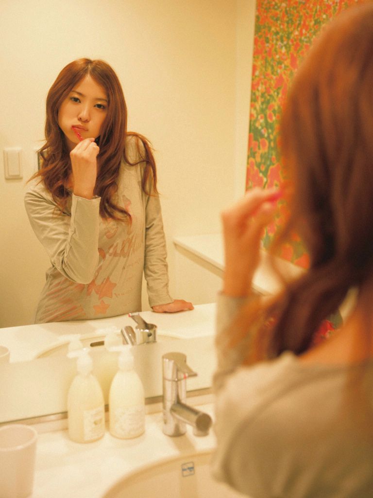 [Wanibooks] NO.53 Yuriko Yoshitaka 吉高由里子_第2张