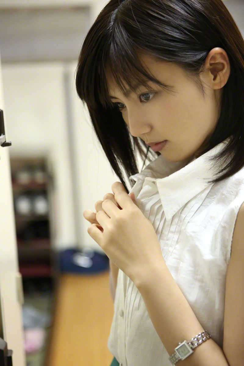 [Wanibooks] NO.131 Erina Mano 真野恵里菜_第1张