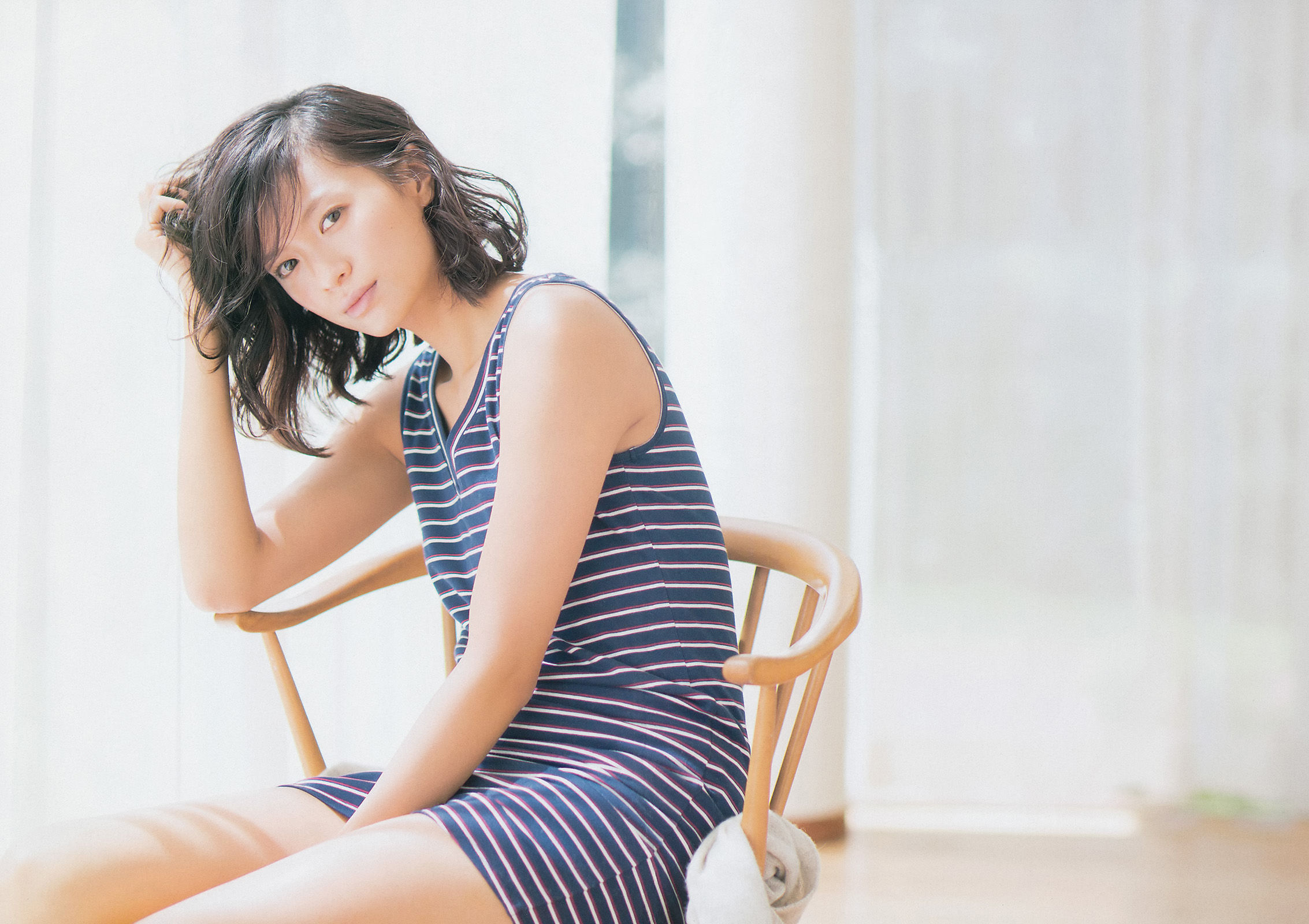 [Weekly Big Comic Spirits] 2014年No.47 榮倉奈々_第3张