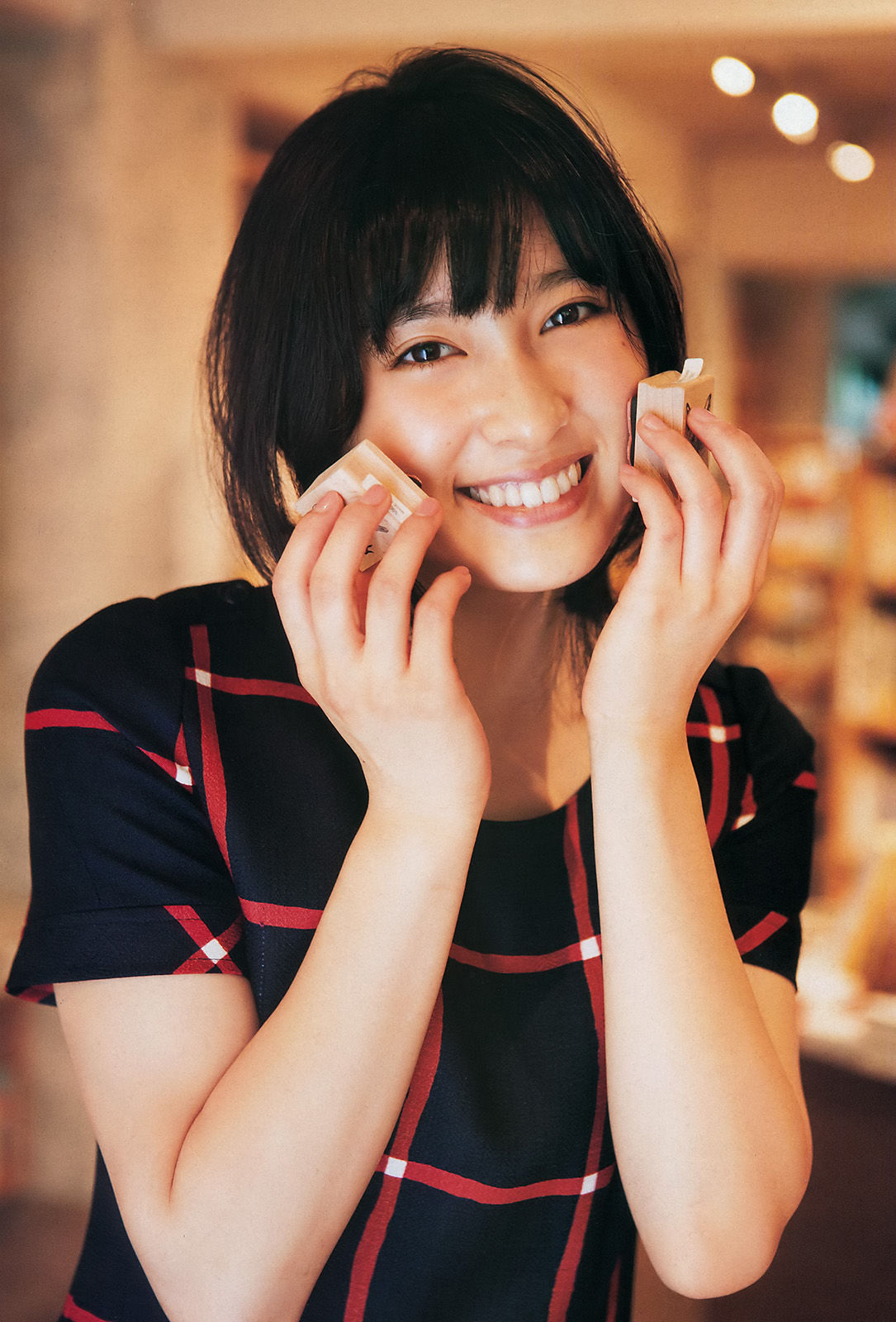 [Weekly Big Comic Spirits] 2015年No.47 土屋太鳳_第5张