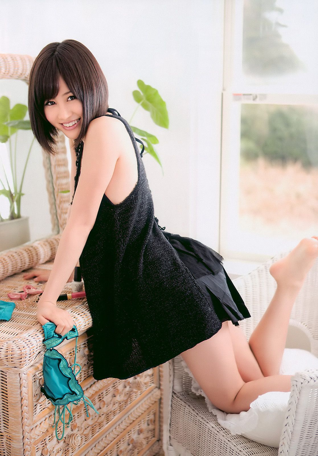 前田敦子 四元奈生美 中泽裕子 にわみきほ 松田まどか かな子 冈本夏生 [Weekly Playboy] 2011年No.03-04 写真杂志_第3张