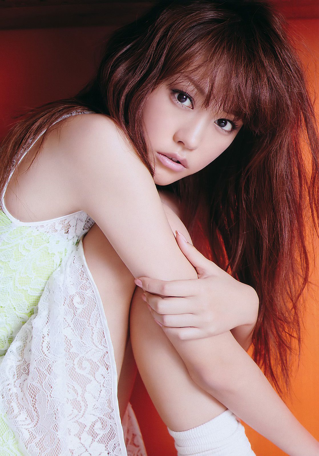 桐谷美玲 仁藤みさき 高桥爱 青木爱 AKB48 池田夏希 [Weekly Playboy] 2011年No.38 写真杂志_第4张