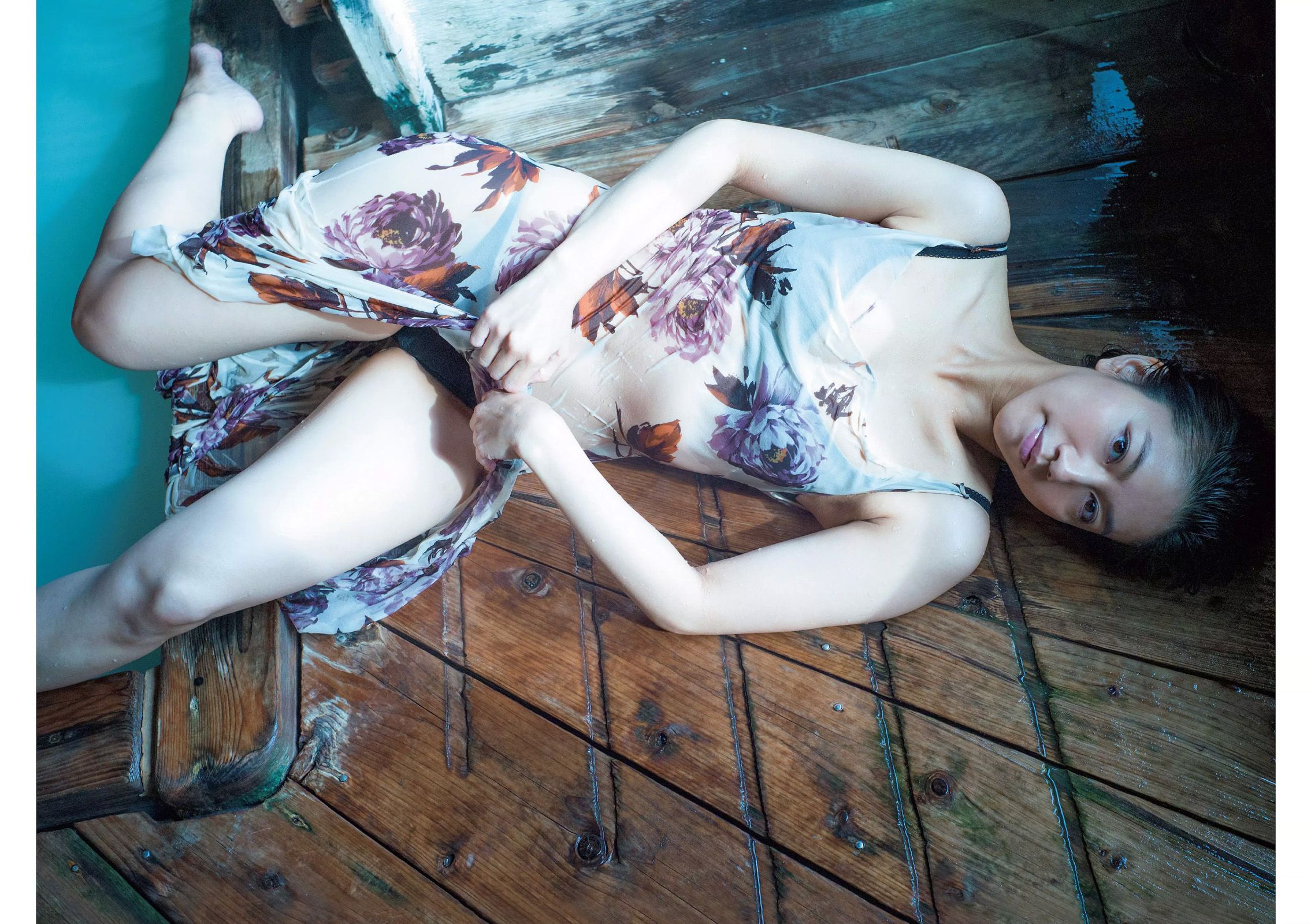 吉岡里帆 甲斐まり恵 片山萌美 金子理江 drop 大川藍 岸明日香 [Weekly Playboy] 2015年No.52 写真杂志_第4张