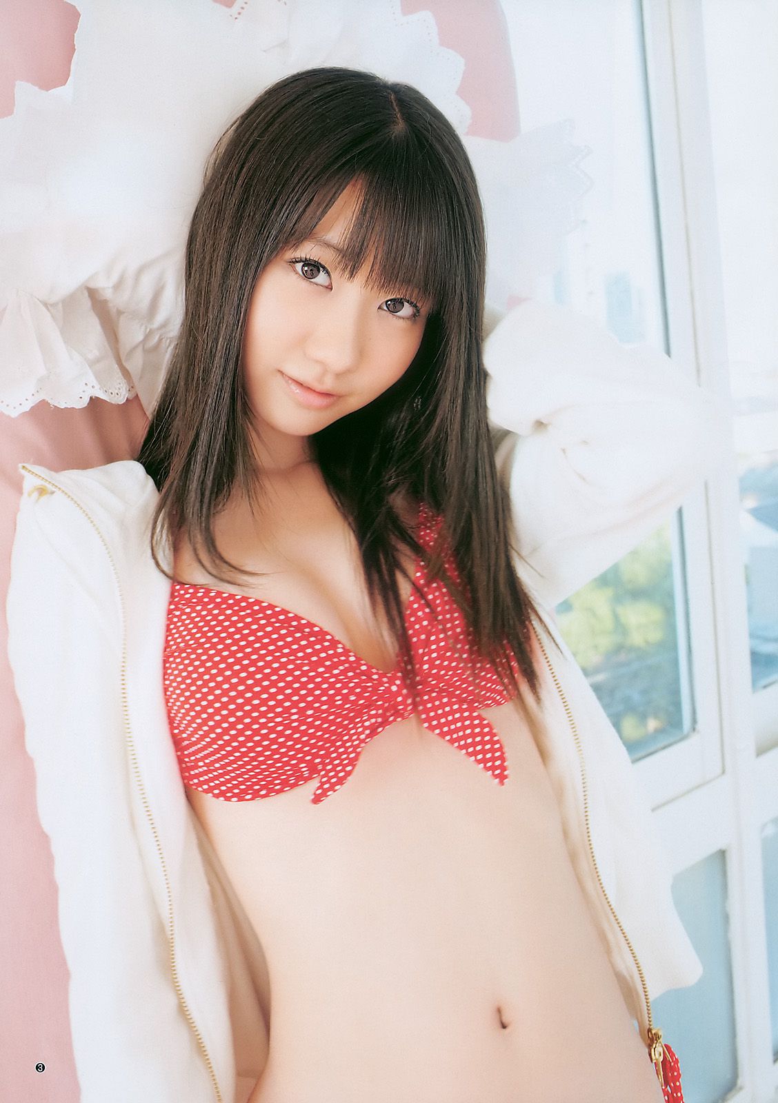 柏木由紀 竹富聖花 [Weekly Young Jump] 2011年No.08 写真杂志_第4张