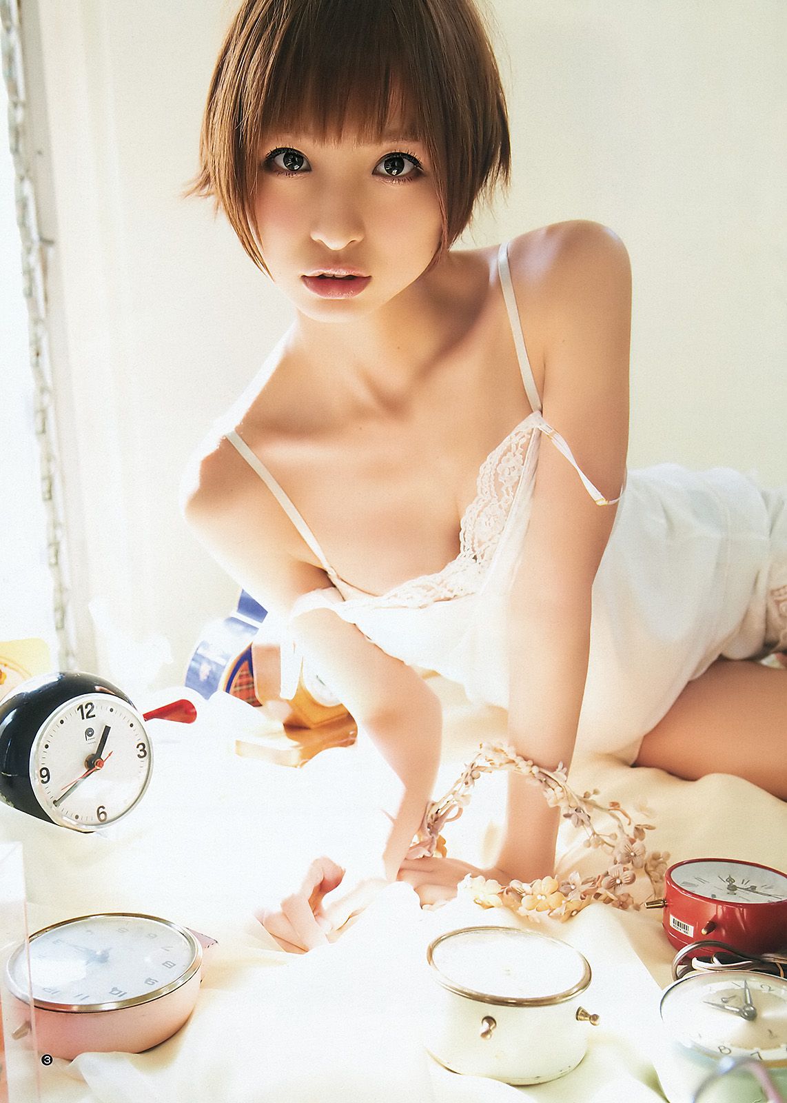 篠田麻里子 Karen 仁藤みさき 今野杏南 丸高愛実 橘麗美 [Weekly Young Jump] 2012年No.22-23 写真杂志_第4张