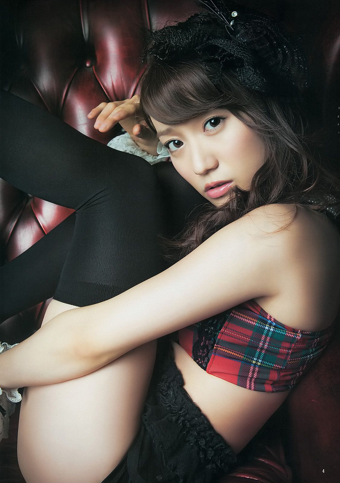 大島優子 乃木坂46 AKB48 ウェイティングガールズ [Weekly Young Jump] 2012年No.40 写真杂志_第5张