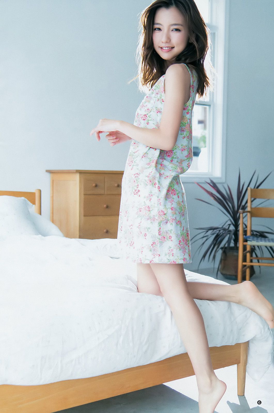 真野恵里菜 miwa 戸松遥 [Weekly Young Jump] 2017年No.10 写真杂志_第5张