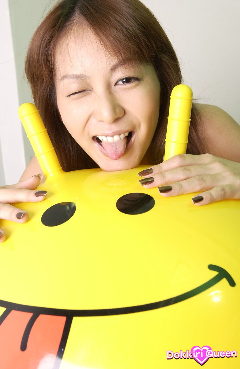 [X-City] Dokkiri Queen No.011 穂花/下村愛 Honoka プロフィール_第3张