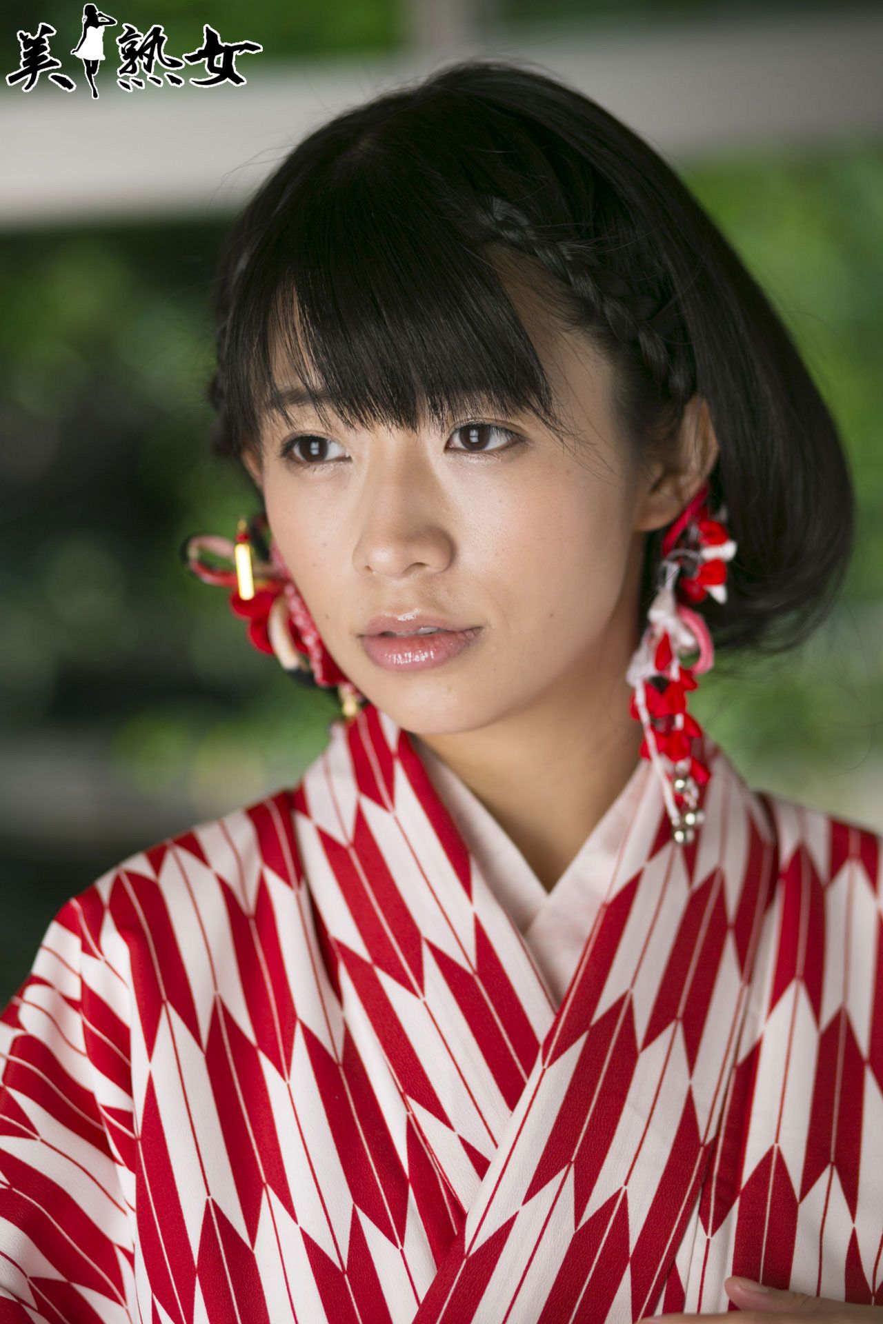 [X-City] [JUKUJO]人気熟女 jkj028 範田紗々/春山ちえり_第3张