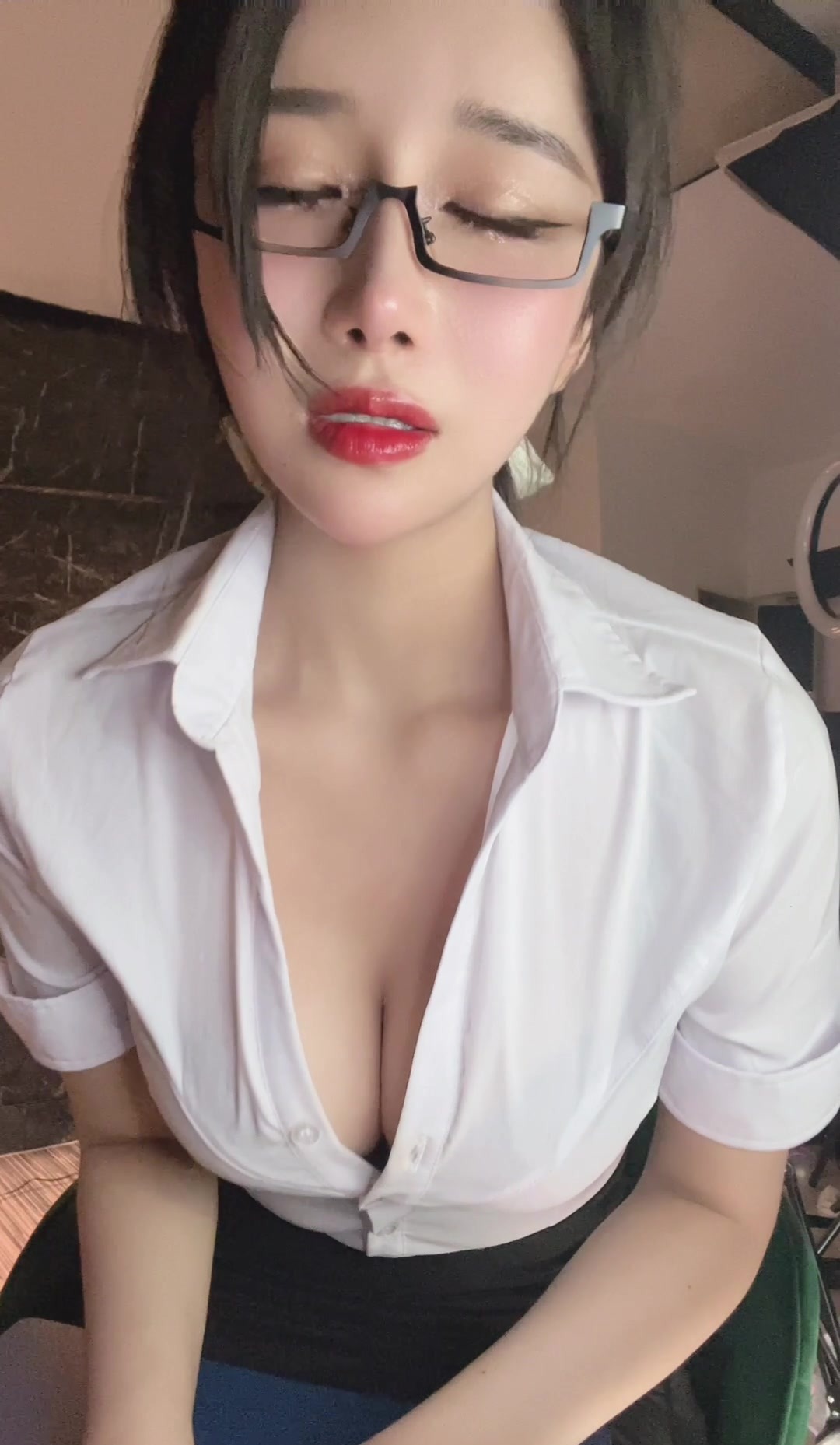 cc小恩雅 – 土豪定制视频合集[8套-2024.7]