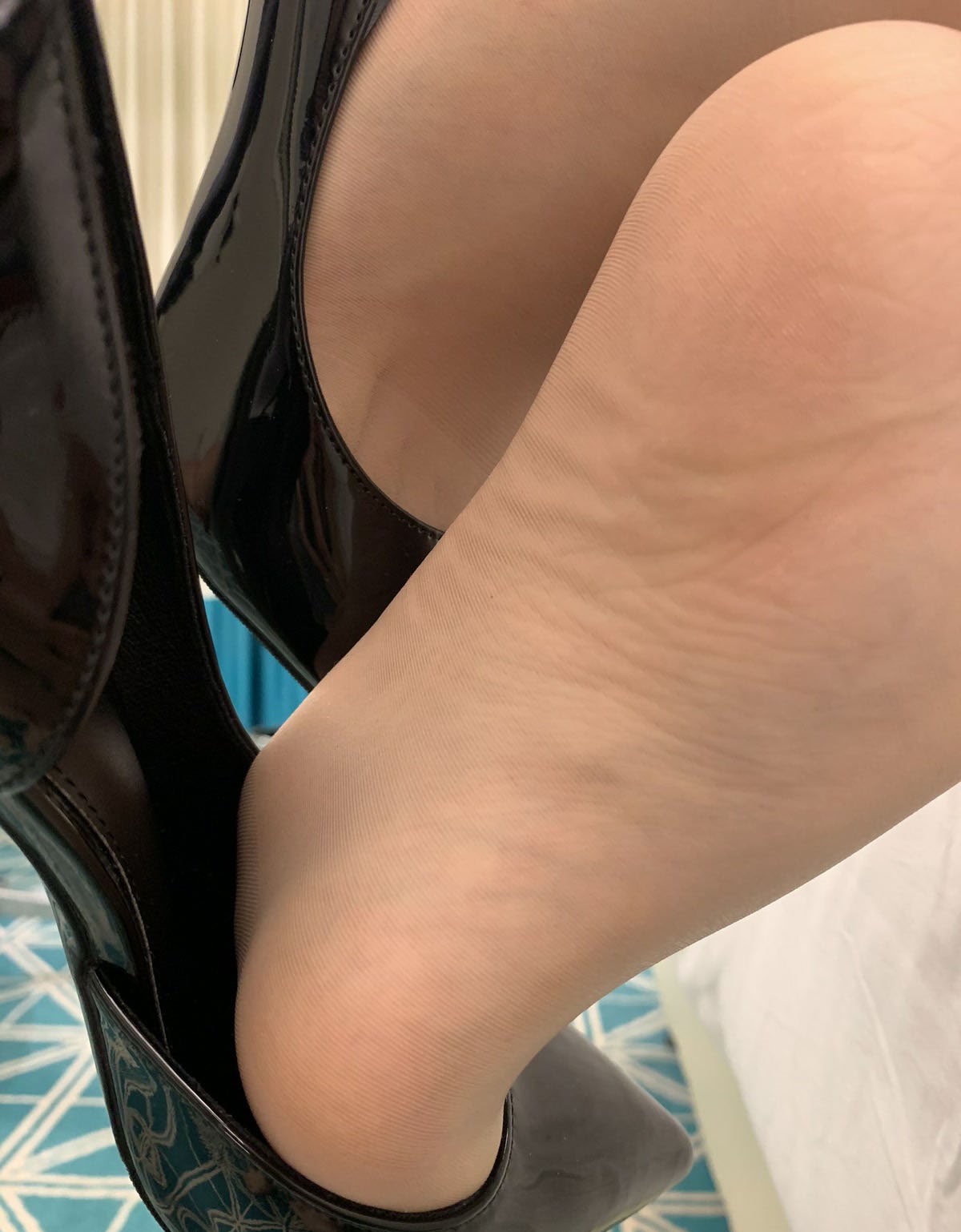 雅雅的气质 – 全套微博收费图片&视频