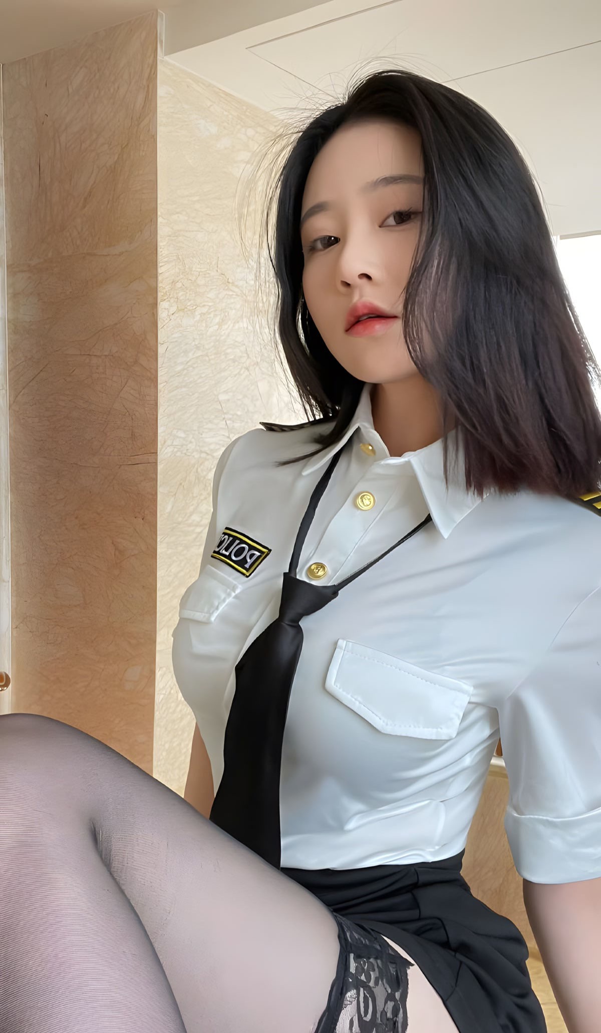 年年Nnian  – 全套126期&随包视频[37.8G-2025.9]