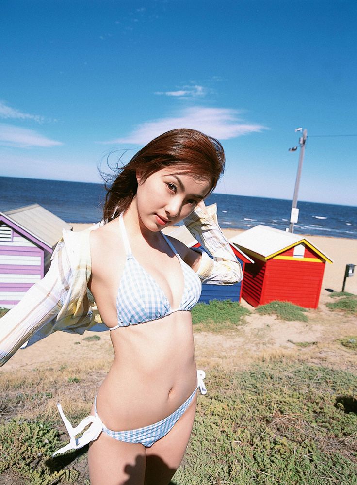 瀬戸早妃《Tough & Peace & Beautiful》 [YS Web] Vol.123_第3张