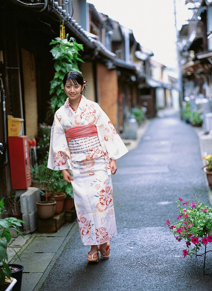 夏帆Kaho《中学生最后の夏休み、思い出いっぱ？？!!》 [YS Web] Vol.176_第1张