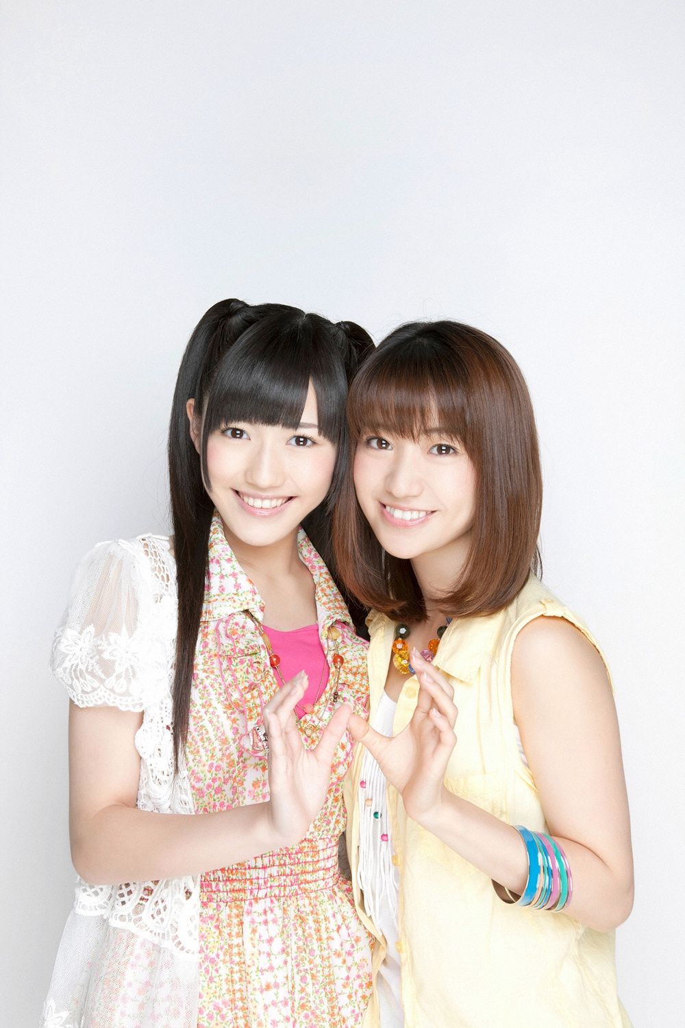 大島優子/渡辺麻友《ゆうことまゆゆのサマーバケーション》 [YS Web] Vol.435_第3张