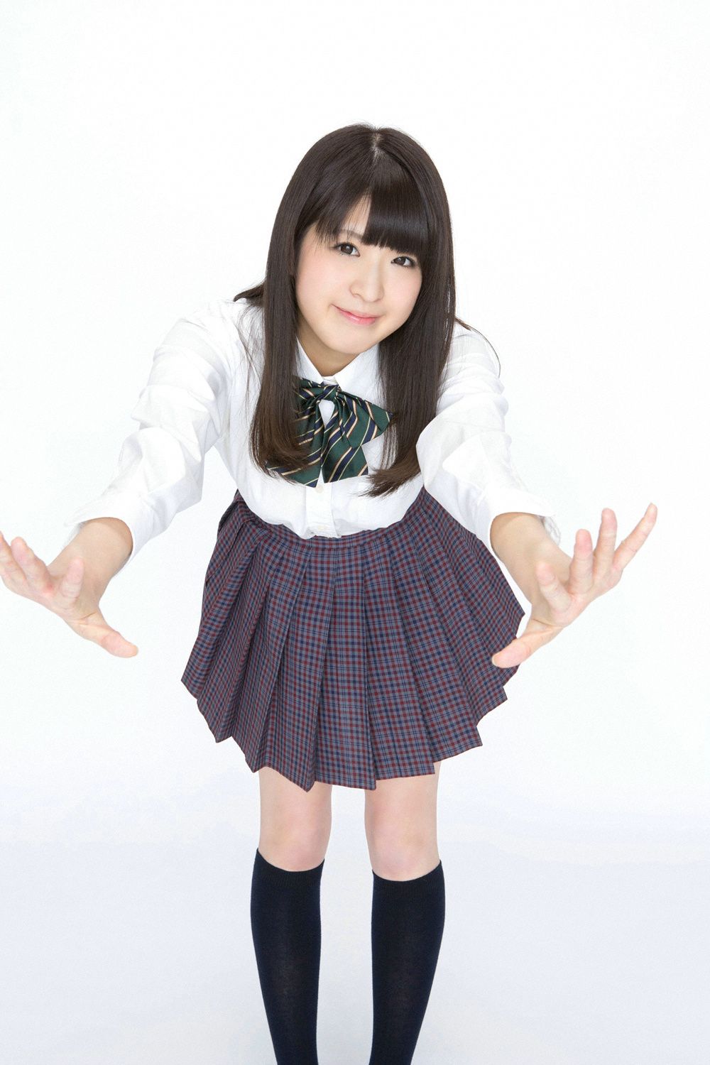 二ノ宫桃《Gカップ！现役ナースが入学！》 [YS Web] Vol.604_第2张