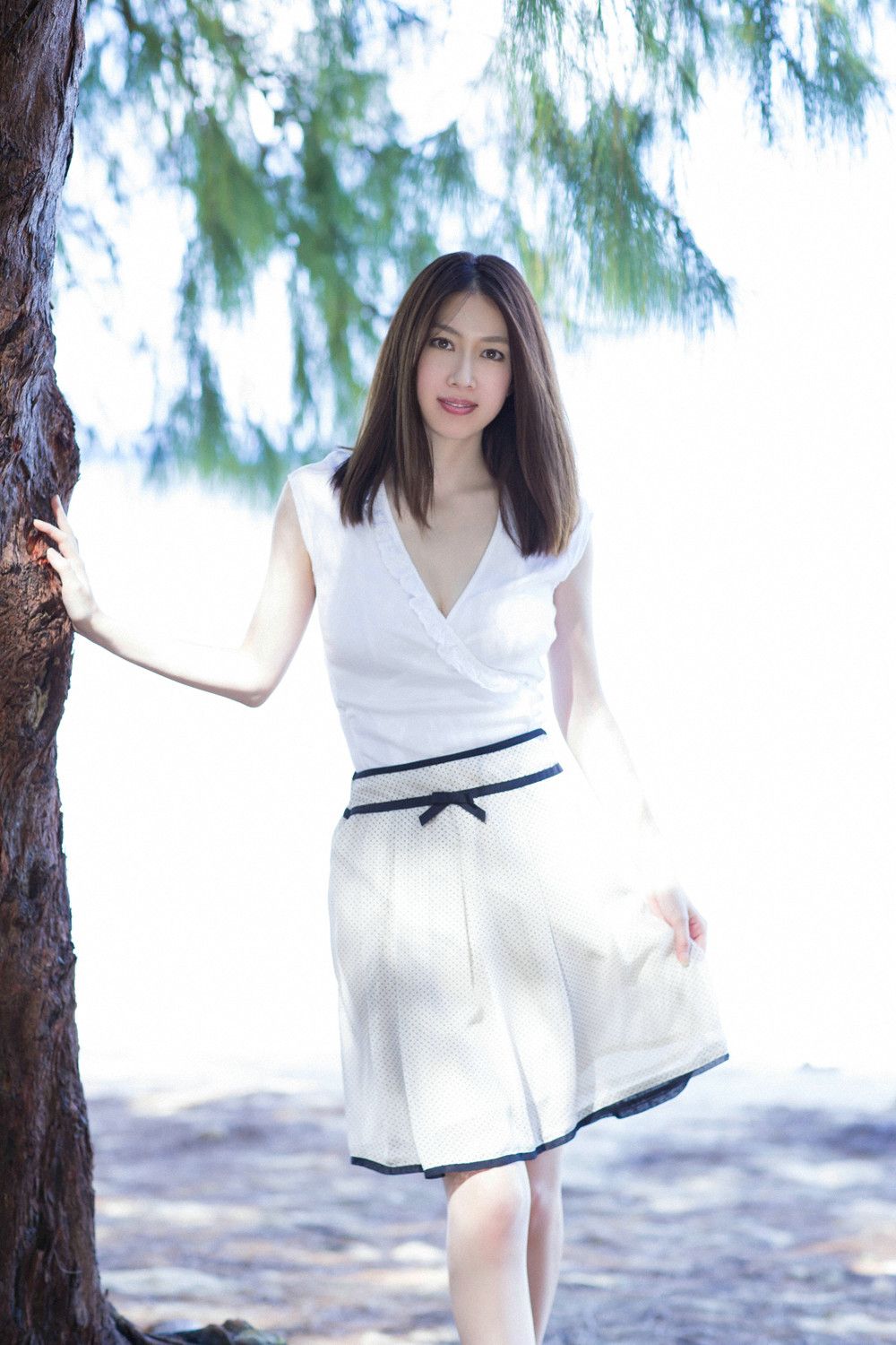 小林惠美《いちばんキレイ(でセクシー)なお姉さま》 [YS Web] Vol.643_第1张