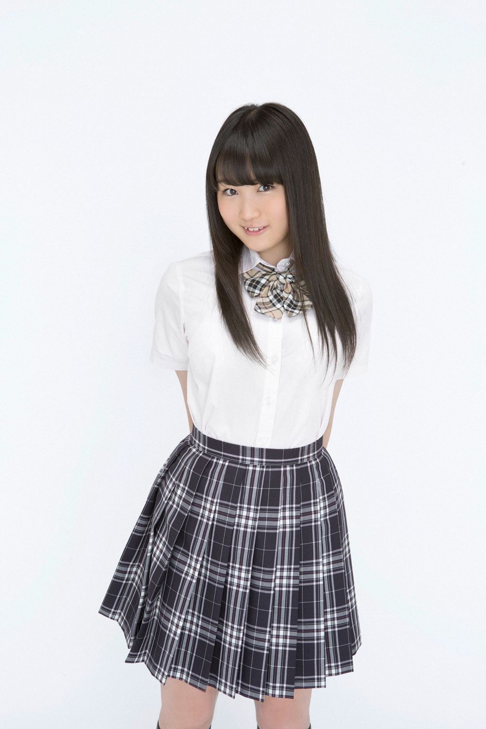 片瀬美月《Gカップはにかみ美少女入学!!》 [YS Web] Vol.665_第3张