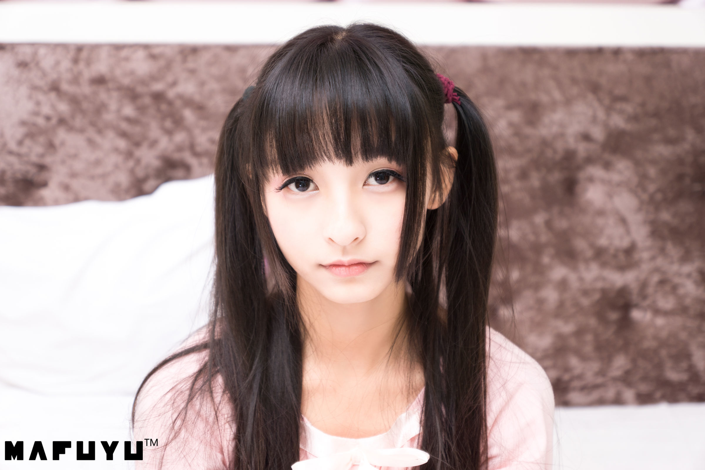 [萝莉COS] 神楽板真冬 粉白条纹系列套图 [103P]