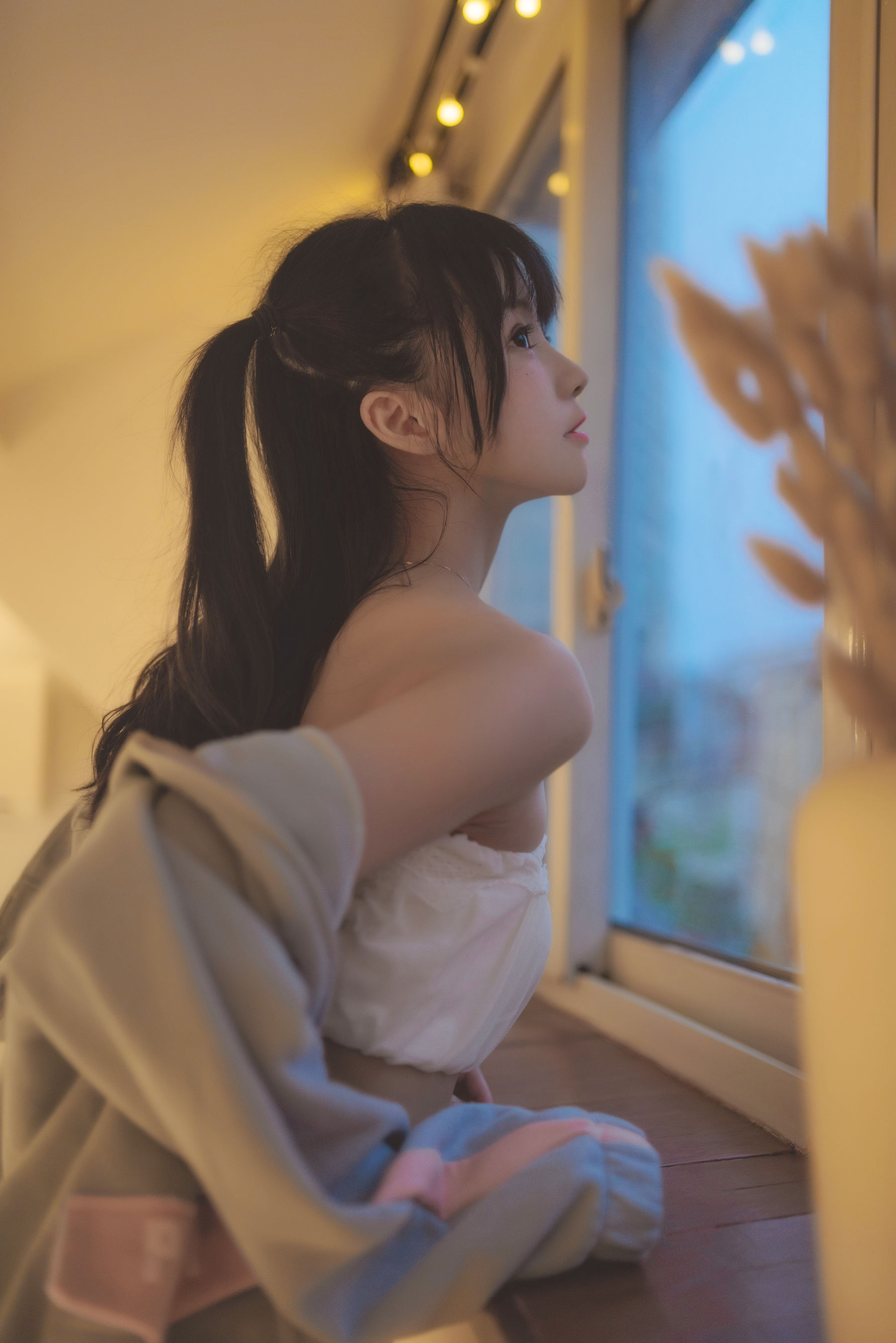 桜桃喵 – 碎星 [19P]