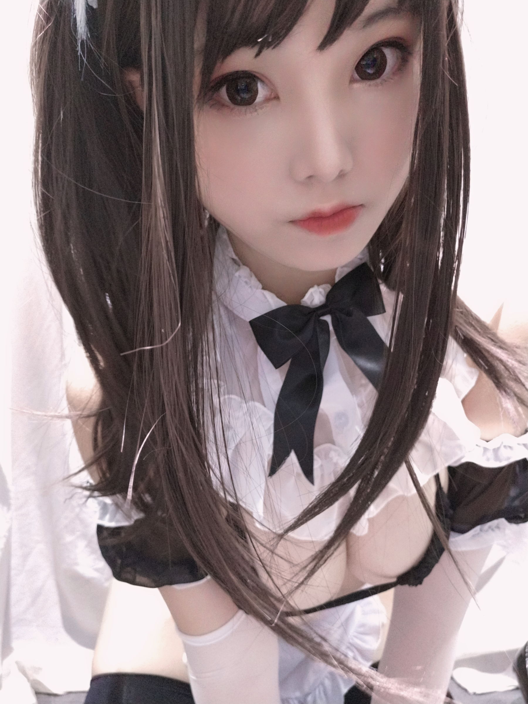 萌系小姐姐蜜汁猫裘 黑白女仆 [25P]