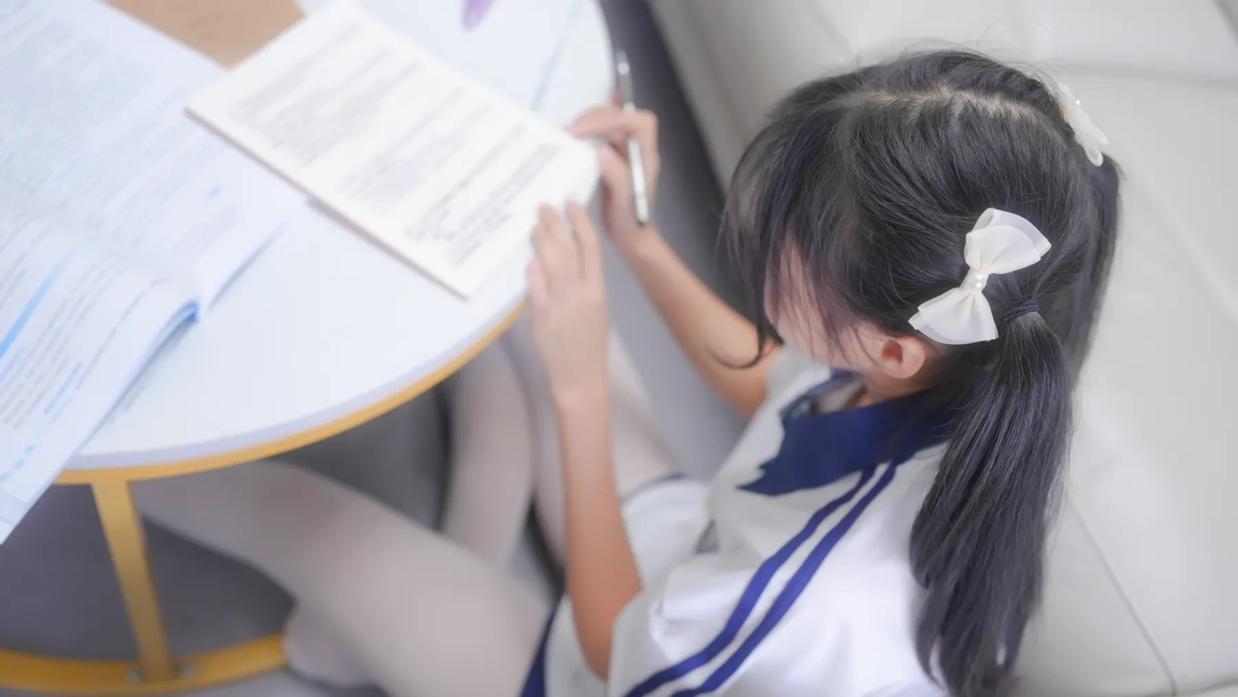 紧急企划-小婕 – 校服白丝[65P]