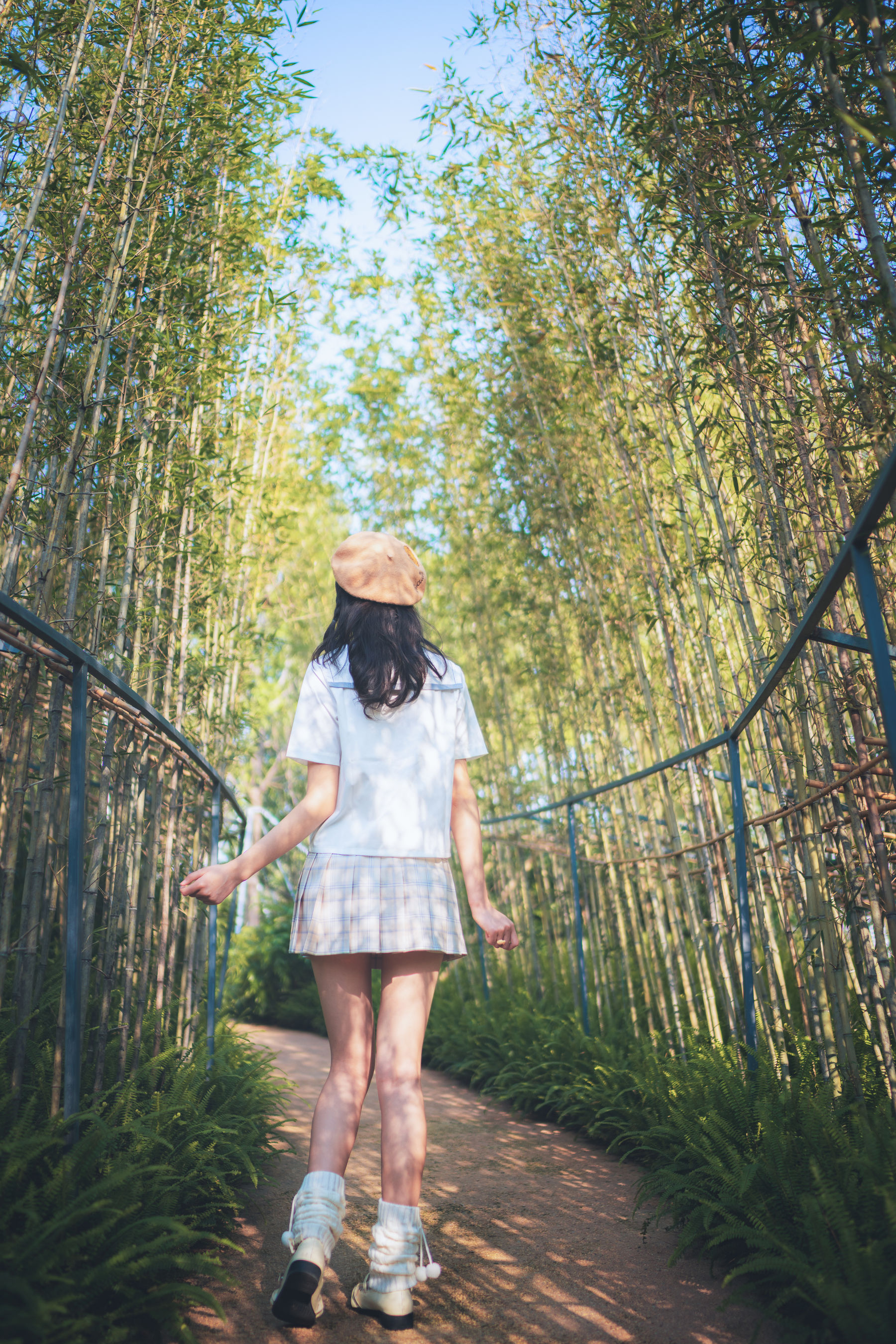 清纯妹子西瓜 白云森林 [39P]