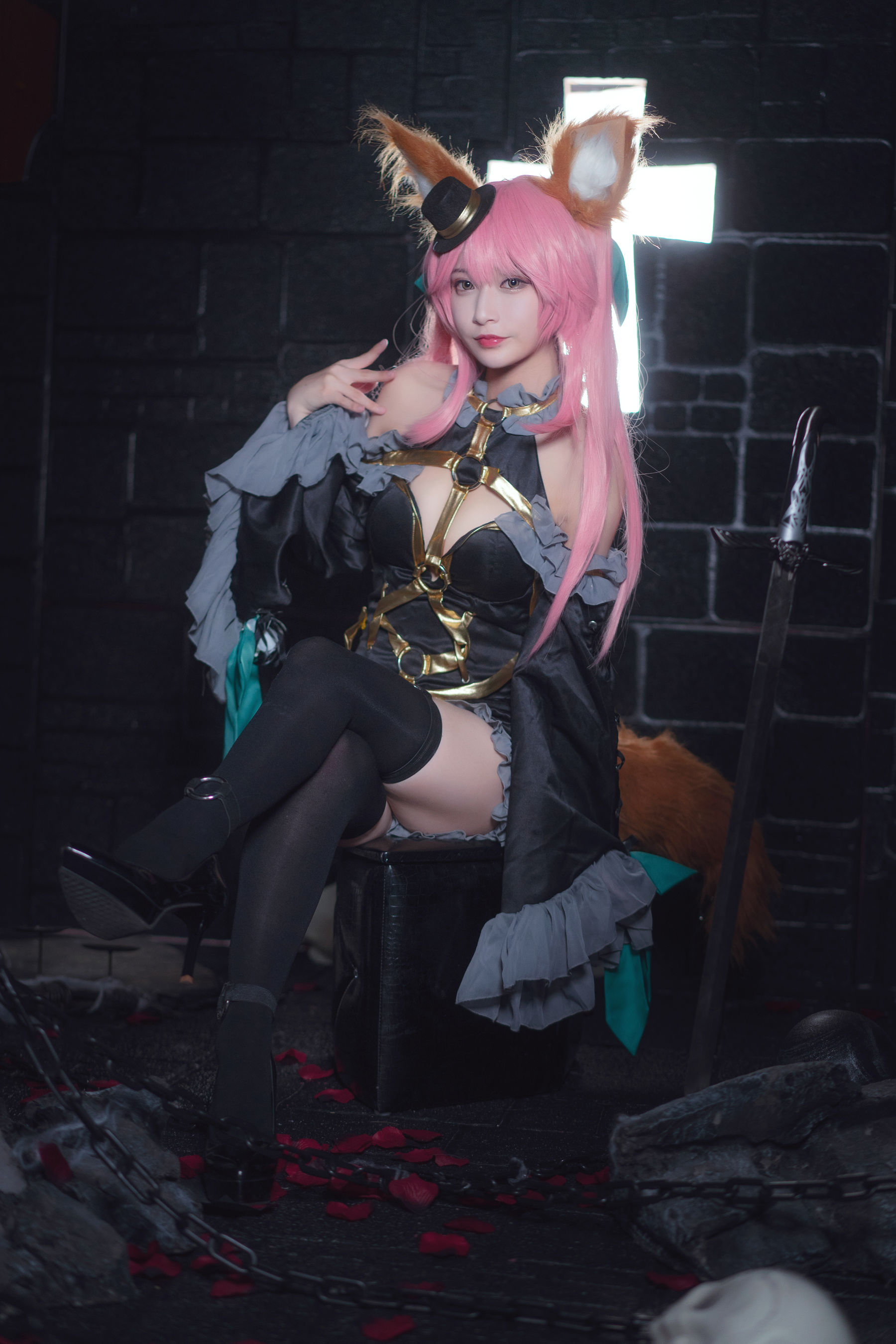 [Cosplay写真] 动漫博主铁板烧鬼舞w – 玉藻前 魔术 [20P]