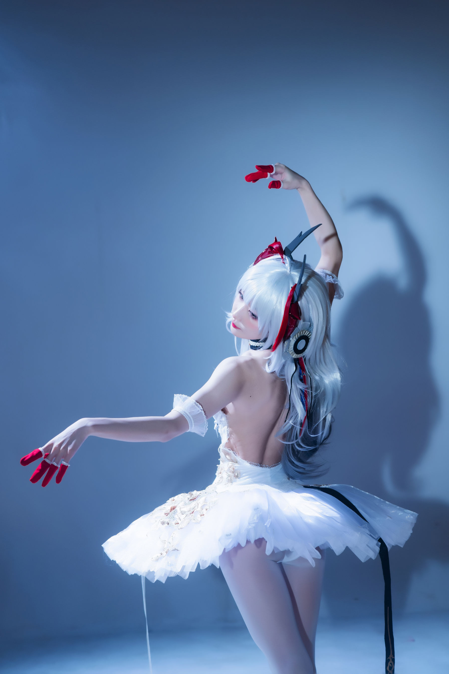 动漫博主阿包也是兔娘 – 明日方舟 芭蕾 [29P]