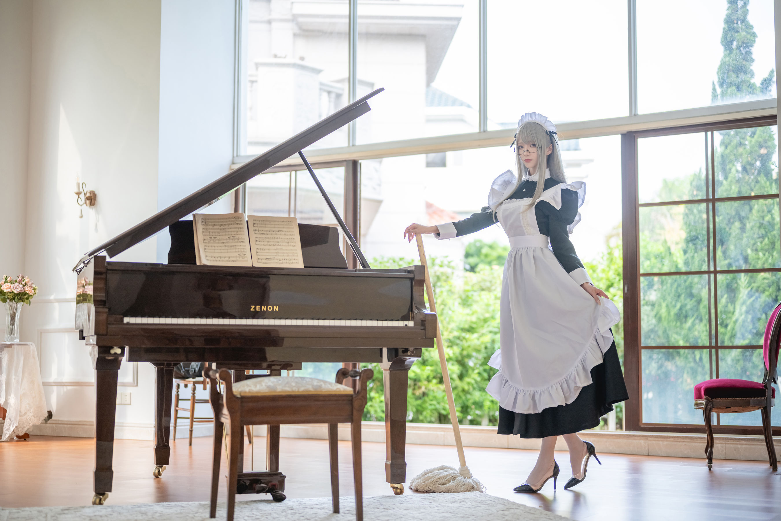 长腿Coser青青子Js – 职业恋爱 [50P]