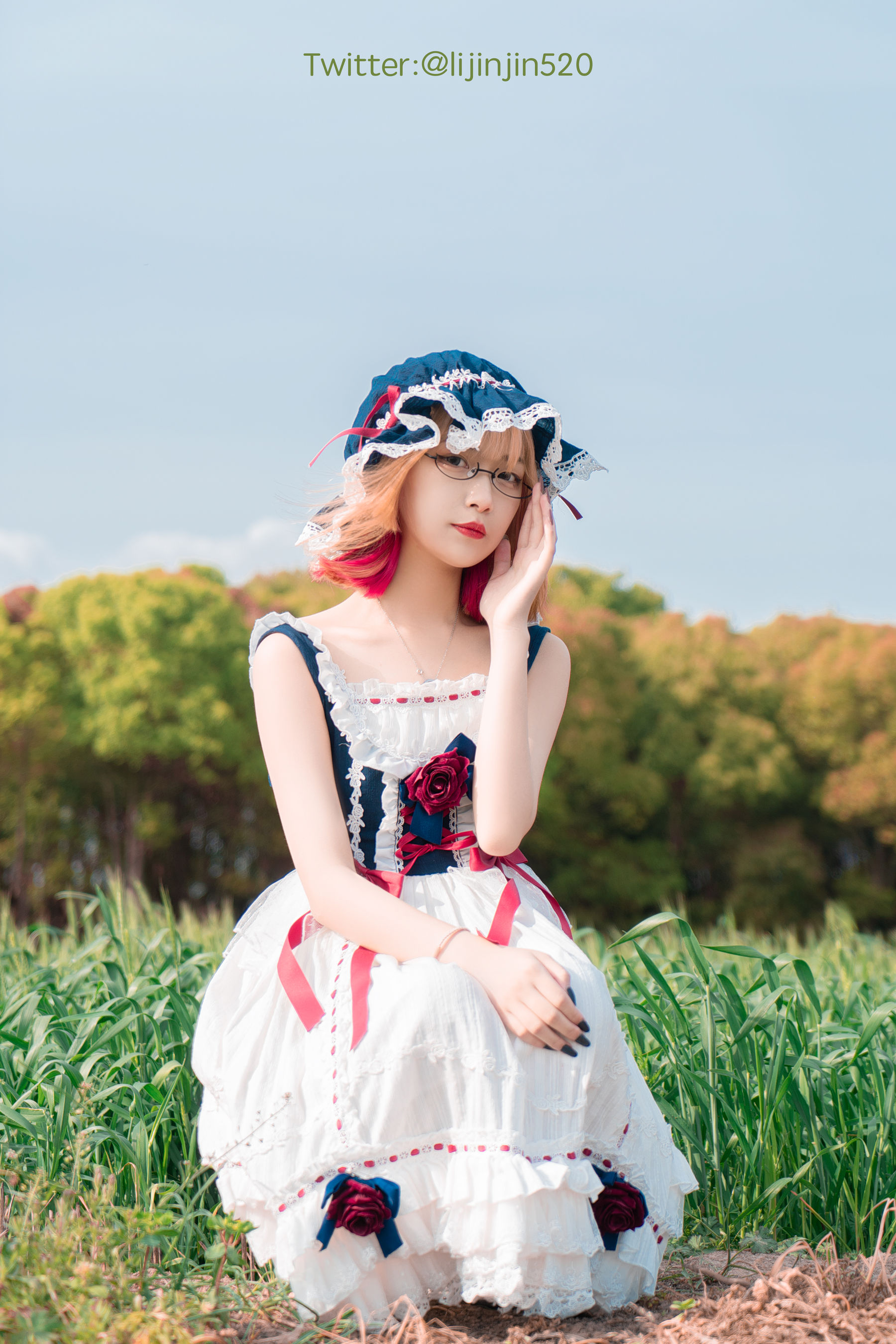 梨瑾瑾 – 户外LO裙 [22P]