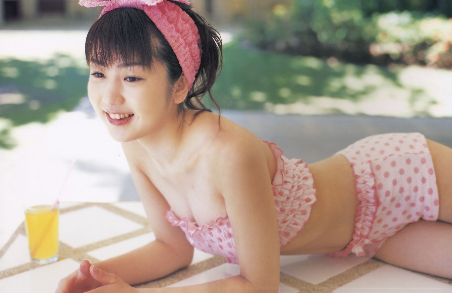 中村知世 《知世初見世》 写真集 撮影 Mouri Mitsuhiro [90P]