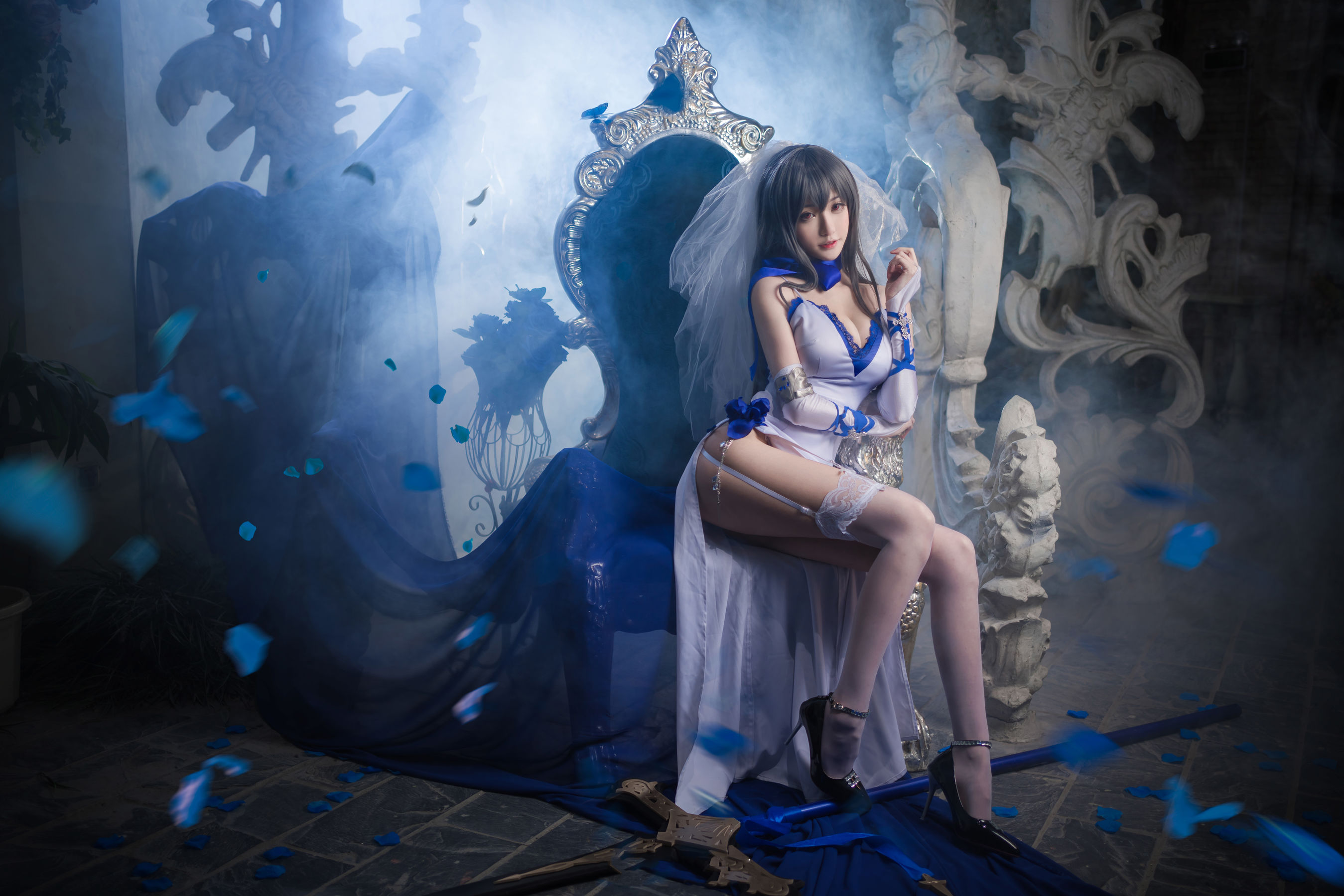 COS萌妹沧霁桔梗 – 路易九世 [16P]