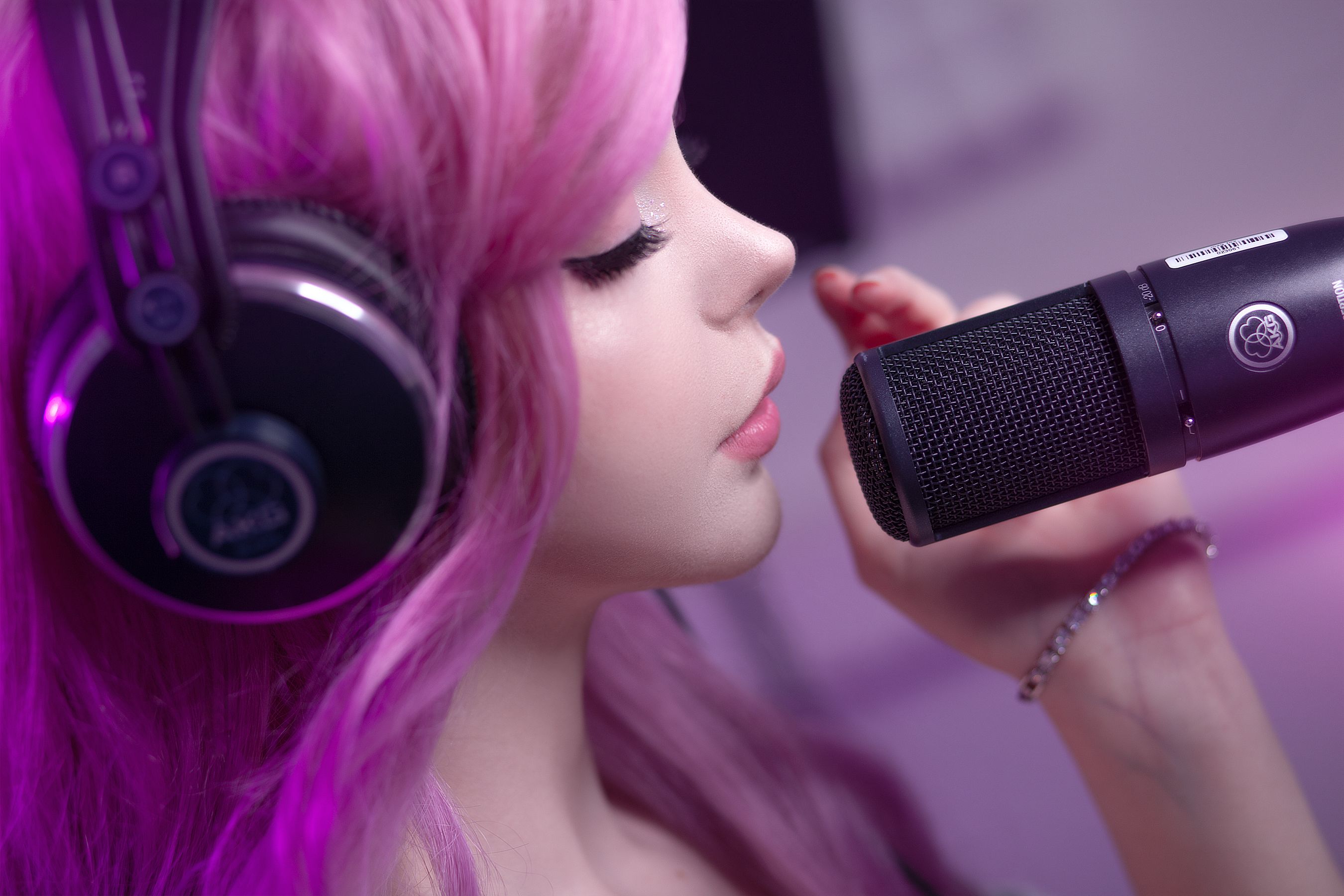 国外美女SayaTheFox – KDA [10P]