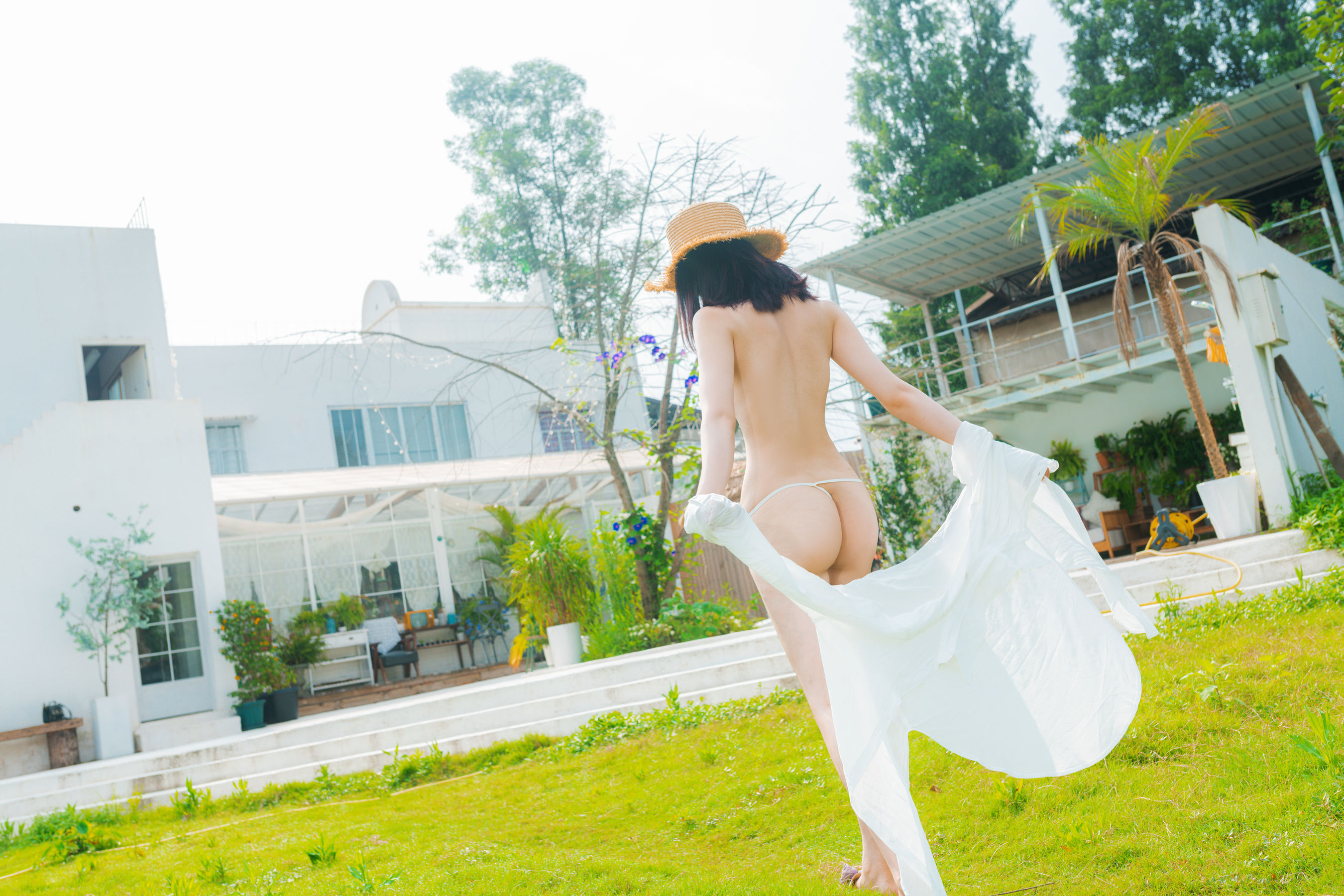 Nnian – 夏日限定泳池 [17P]