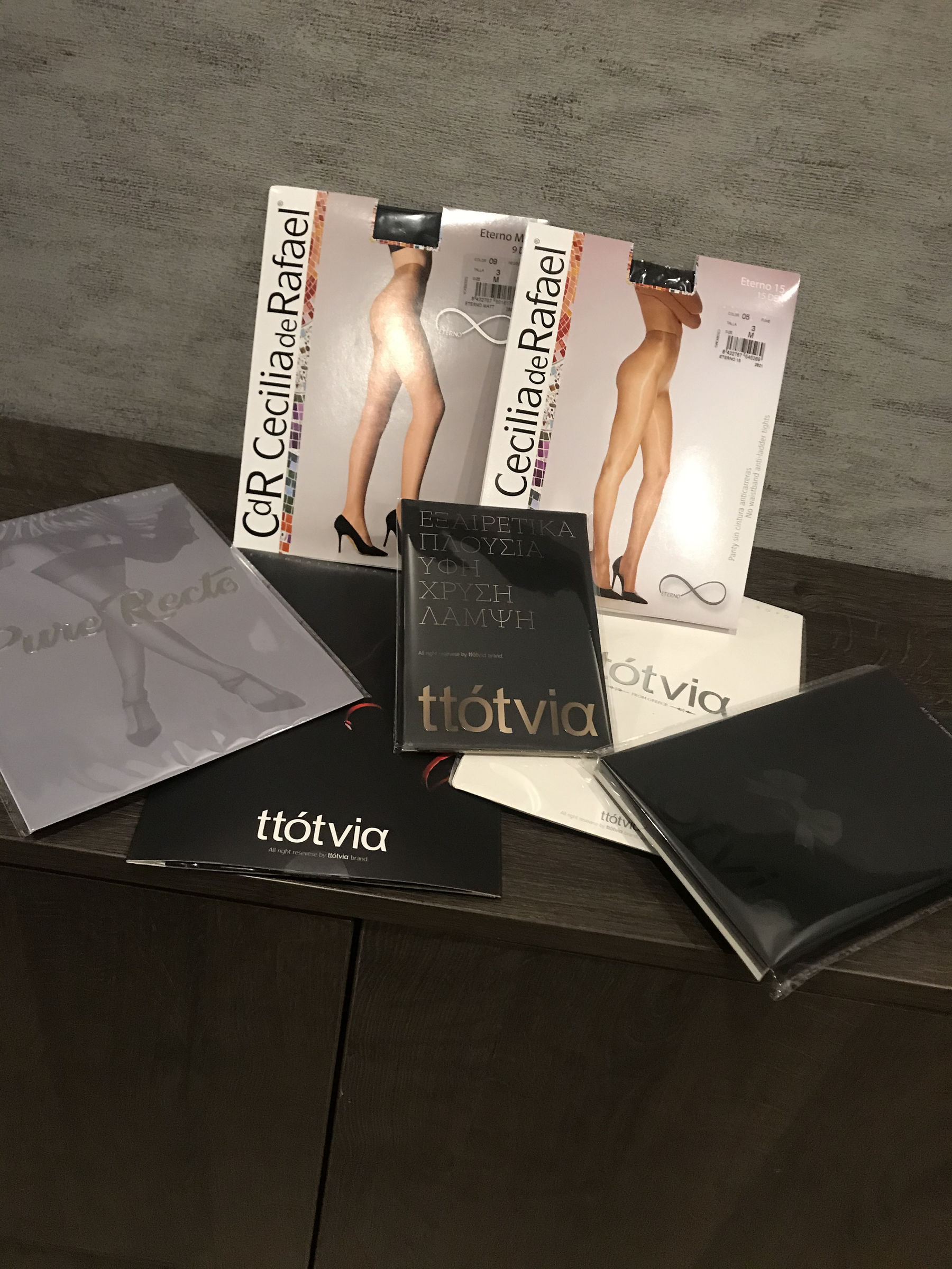 丝足博主麋鹿_Monroe 2020.03.07 黑丝长腿 [36P]